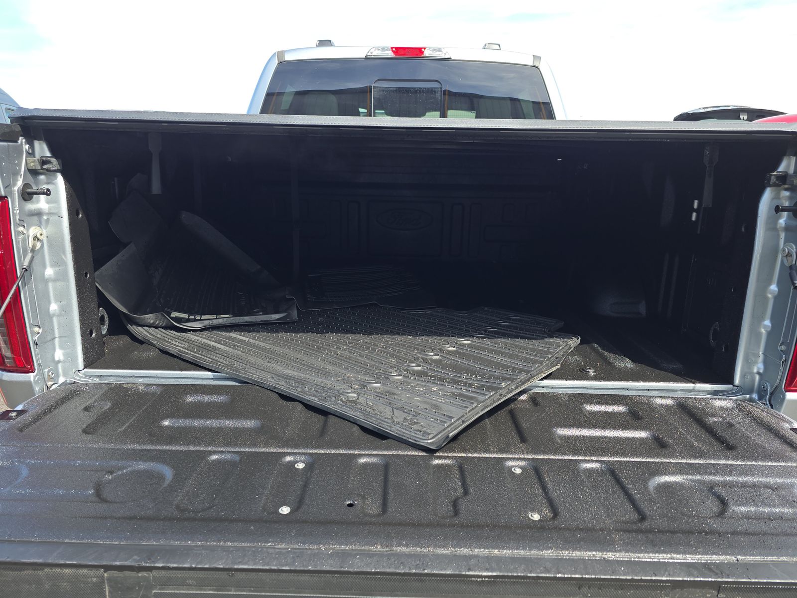 2025 Ford F-150 XLT AWD