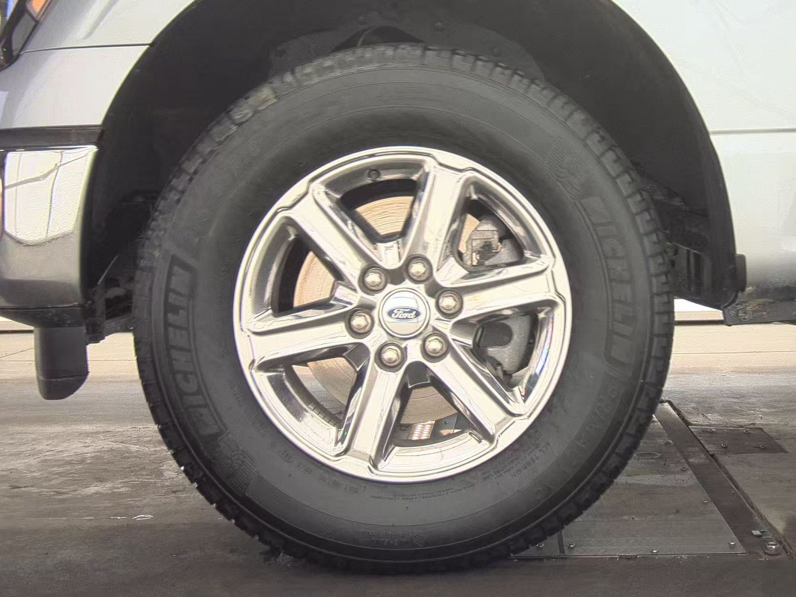 2025 Ford F-150 XLT AWD