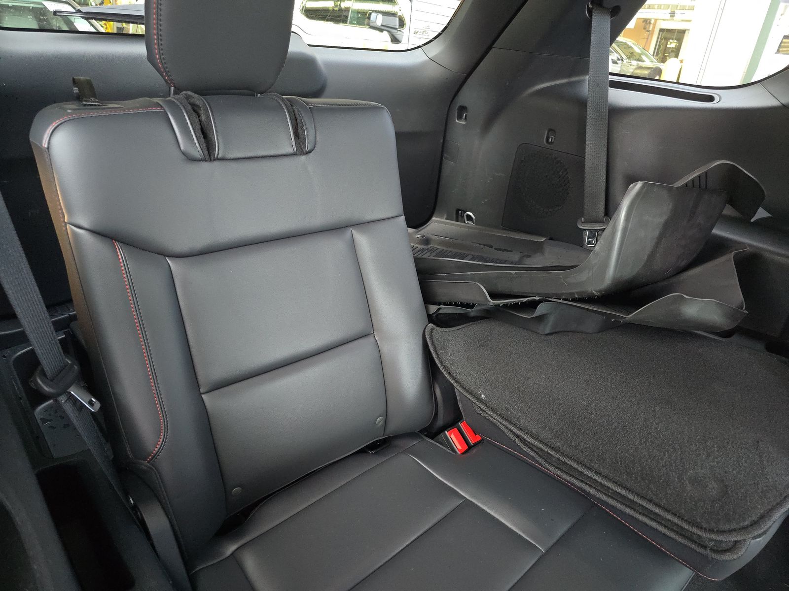 2025 Ford Explorer ST-Line AWD