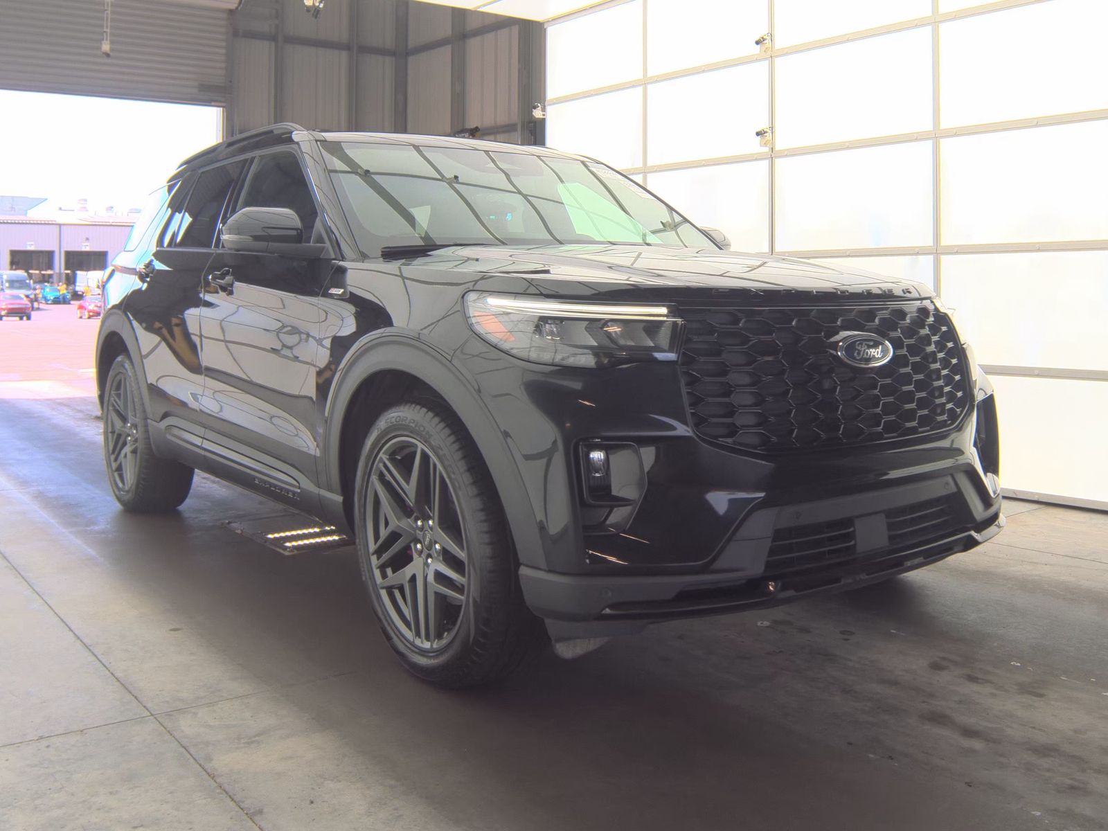 2025 Ford Explorer ST-Line AWD