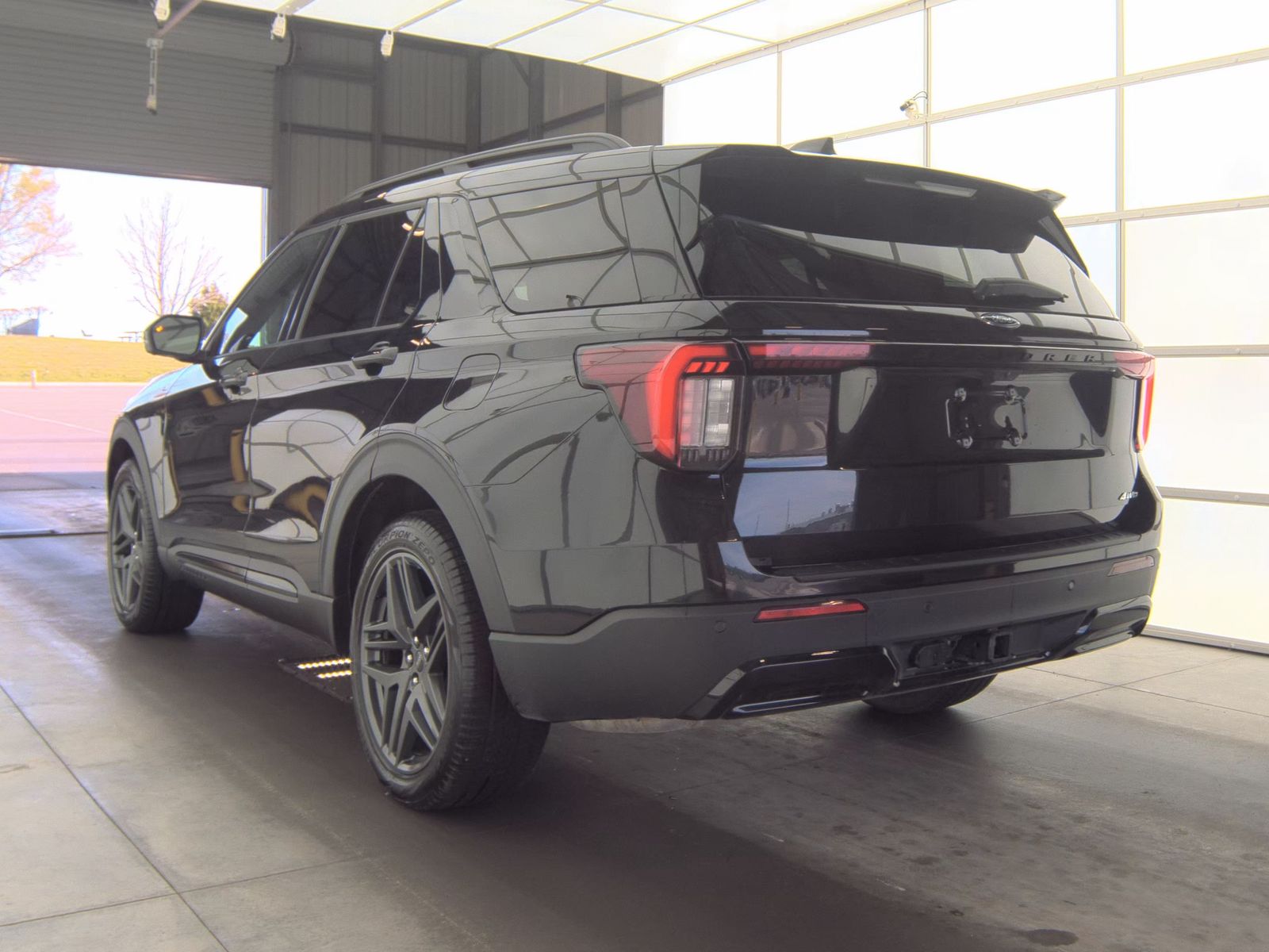 2025 Ford Explorer ST-Line AWD