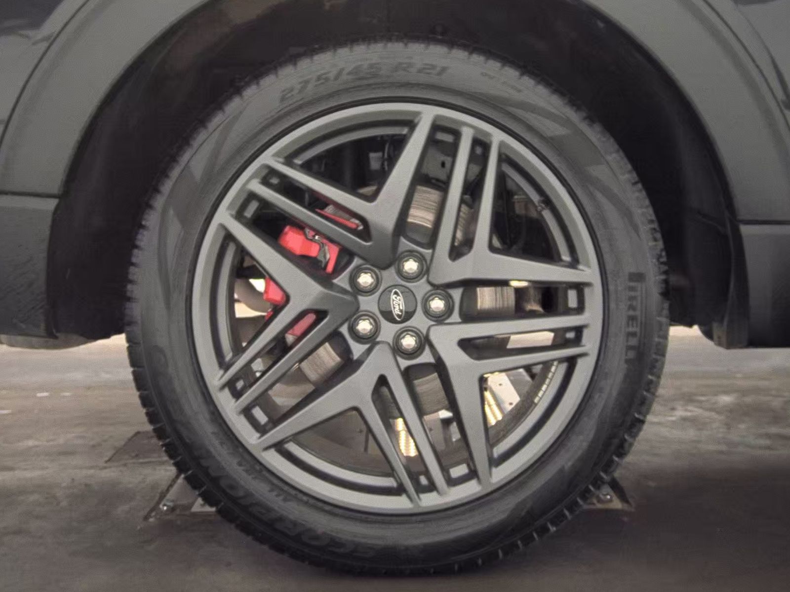 2025 Ford Explorer ST-Line AWD