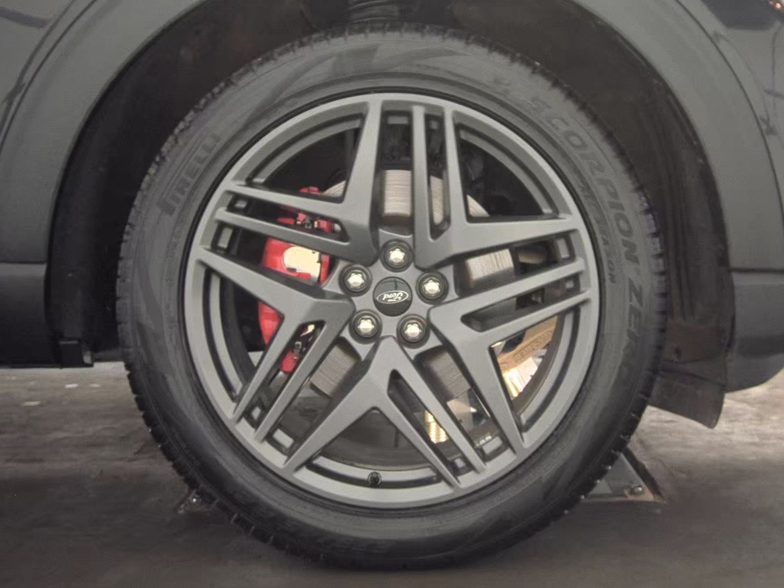 2025 Ford Explorer ST-Line AWD