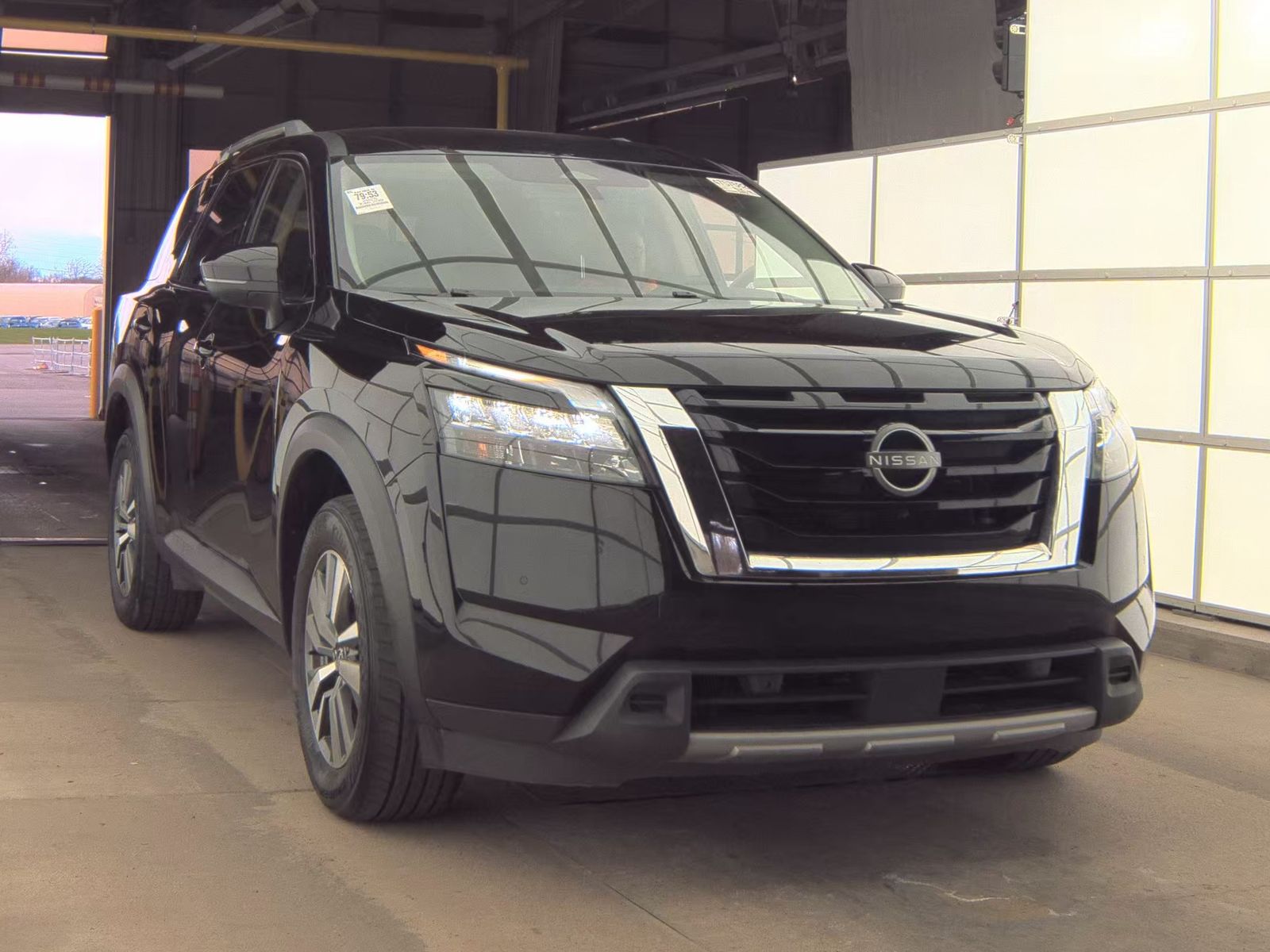 2025 Nissan Pathfinder SL AWD