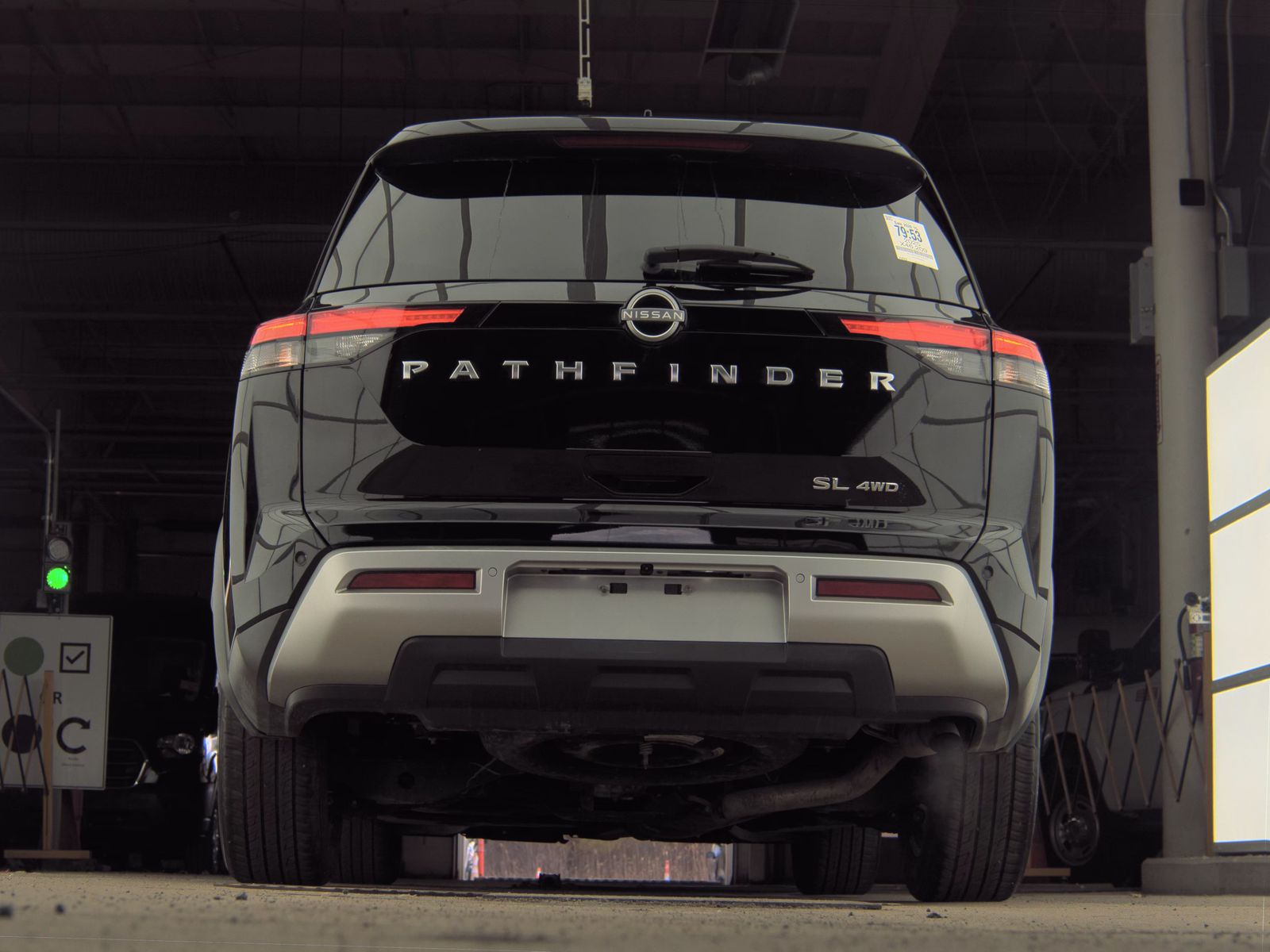 2025 Nissan Pathfinder SL AWD