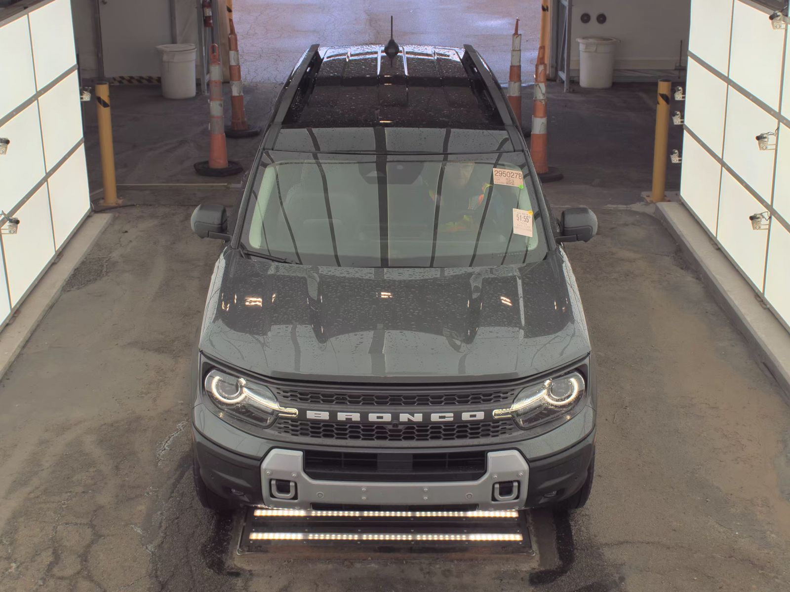 FORD BRONCO - 3