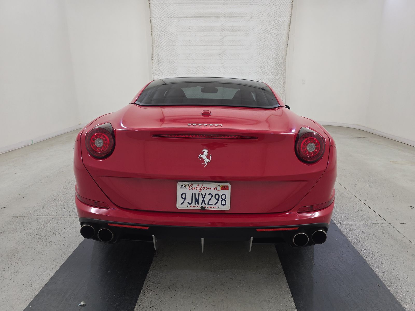 2017 Ferrari California T RWD