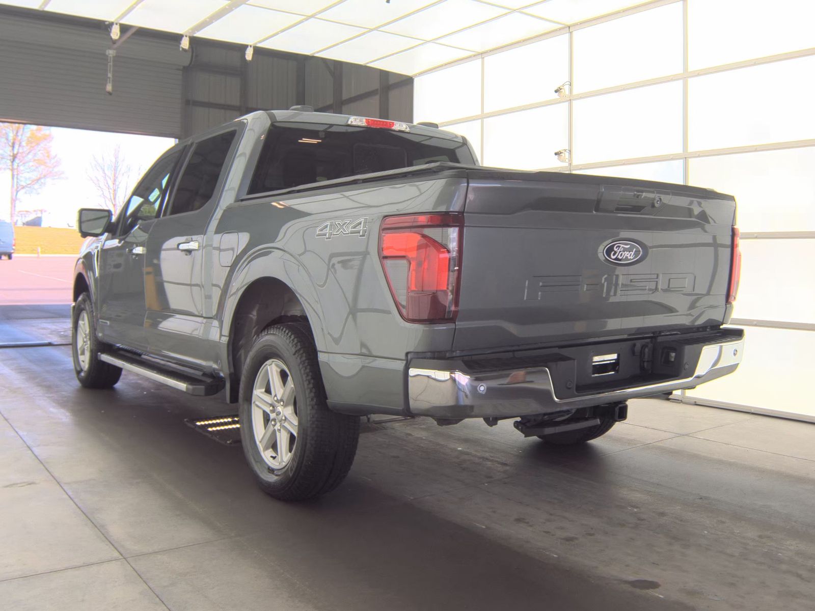 2025 Ford F-150 Hybrid XLT AWD