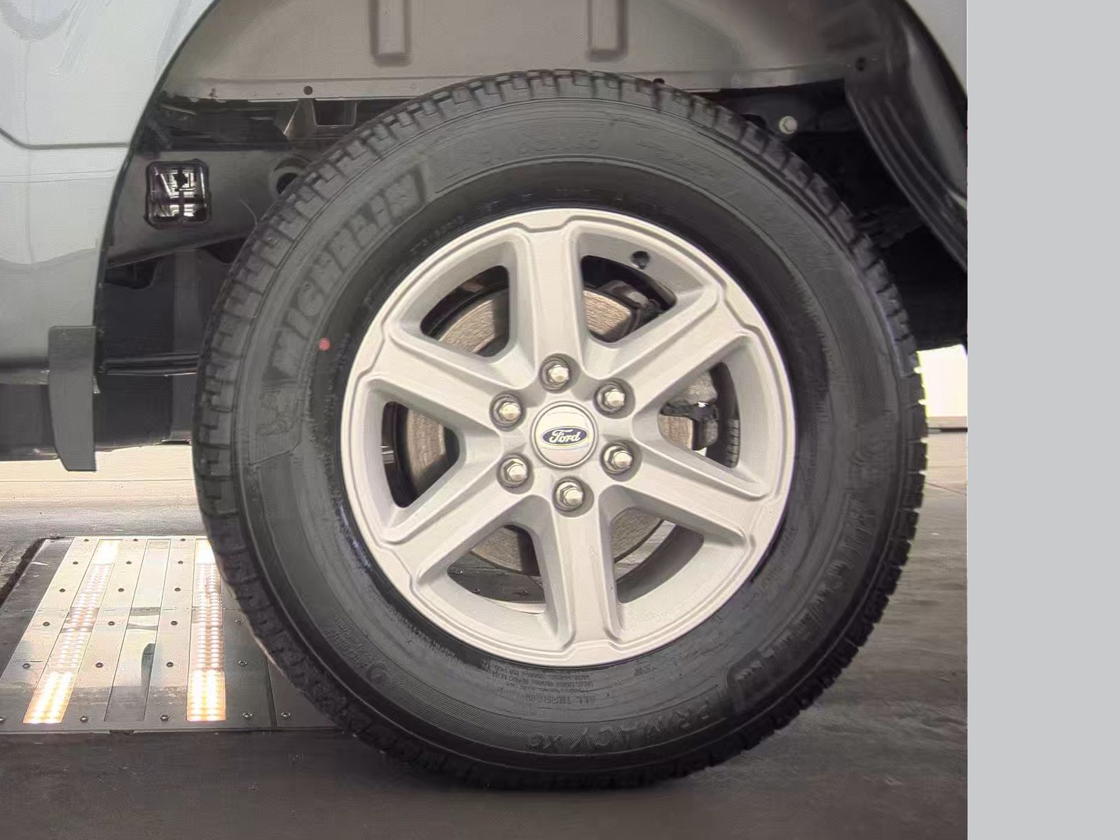 2025 Ford F-150 Hybrid XLT AWD