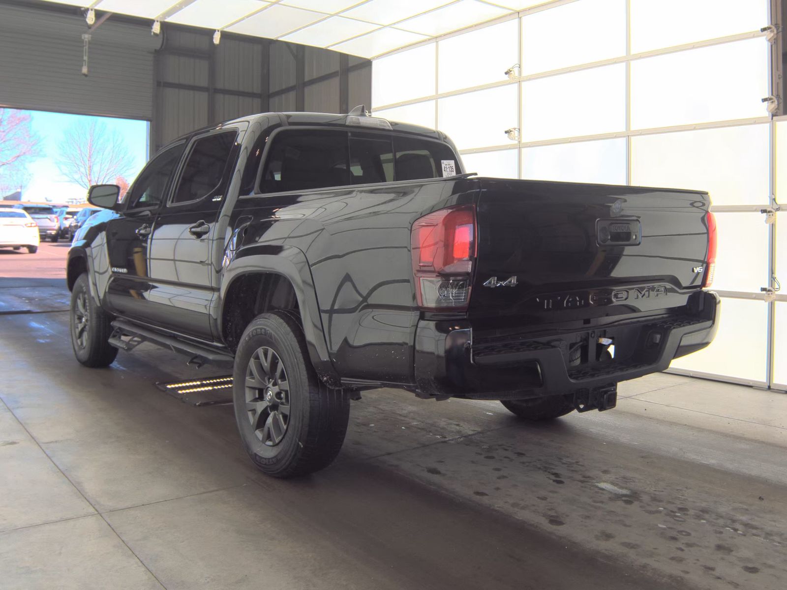 2022 Toyota Tacoma SR5 AWD