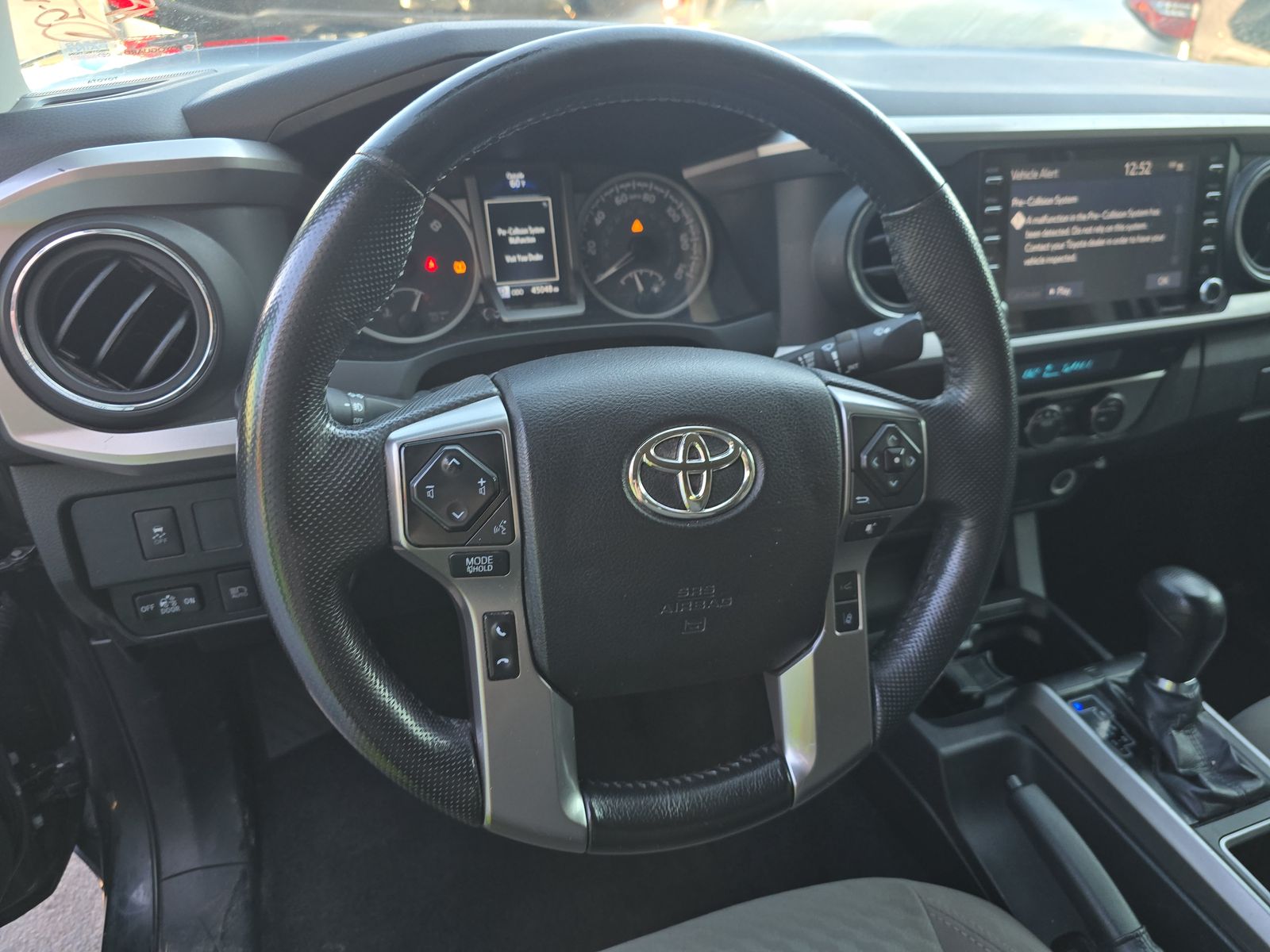 2022 Toyota Tacoma SR5 AWD