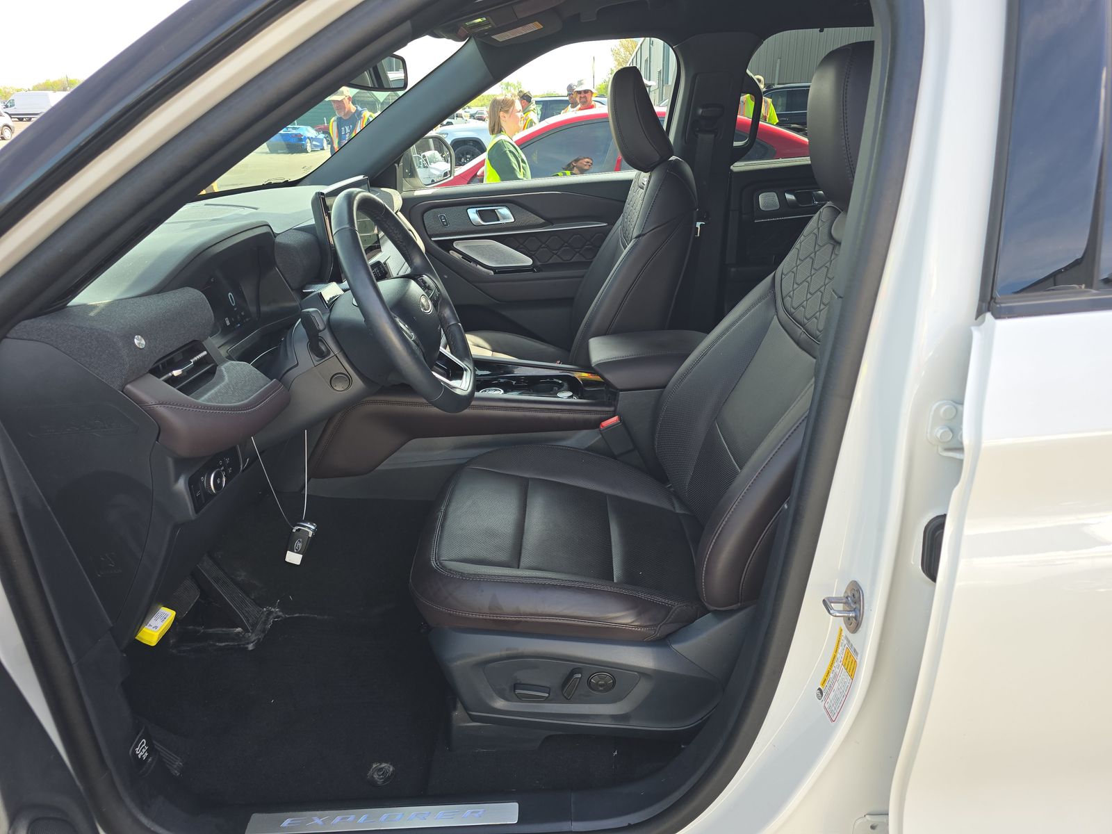 2025 Ford Explorer Platinum AWD