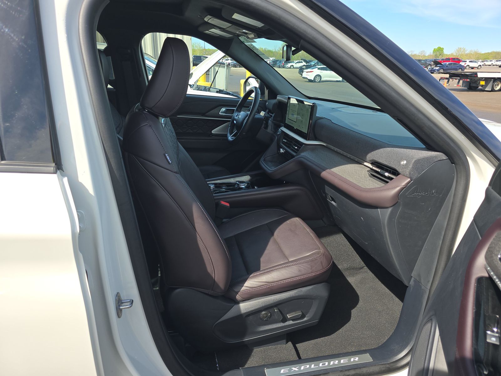 2025 Ford Explorer Platinum AWD