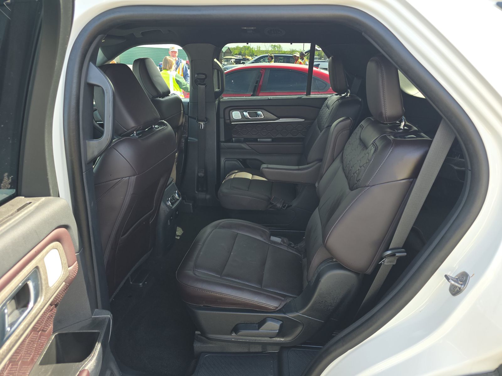 2025 Ford Explorer Platinum AWD