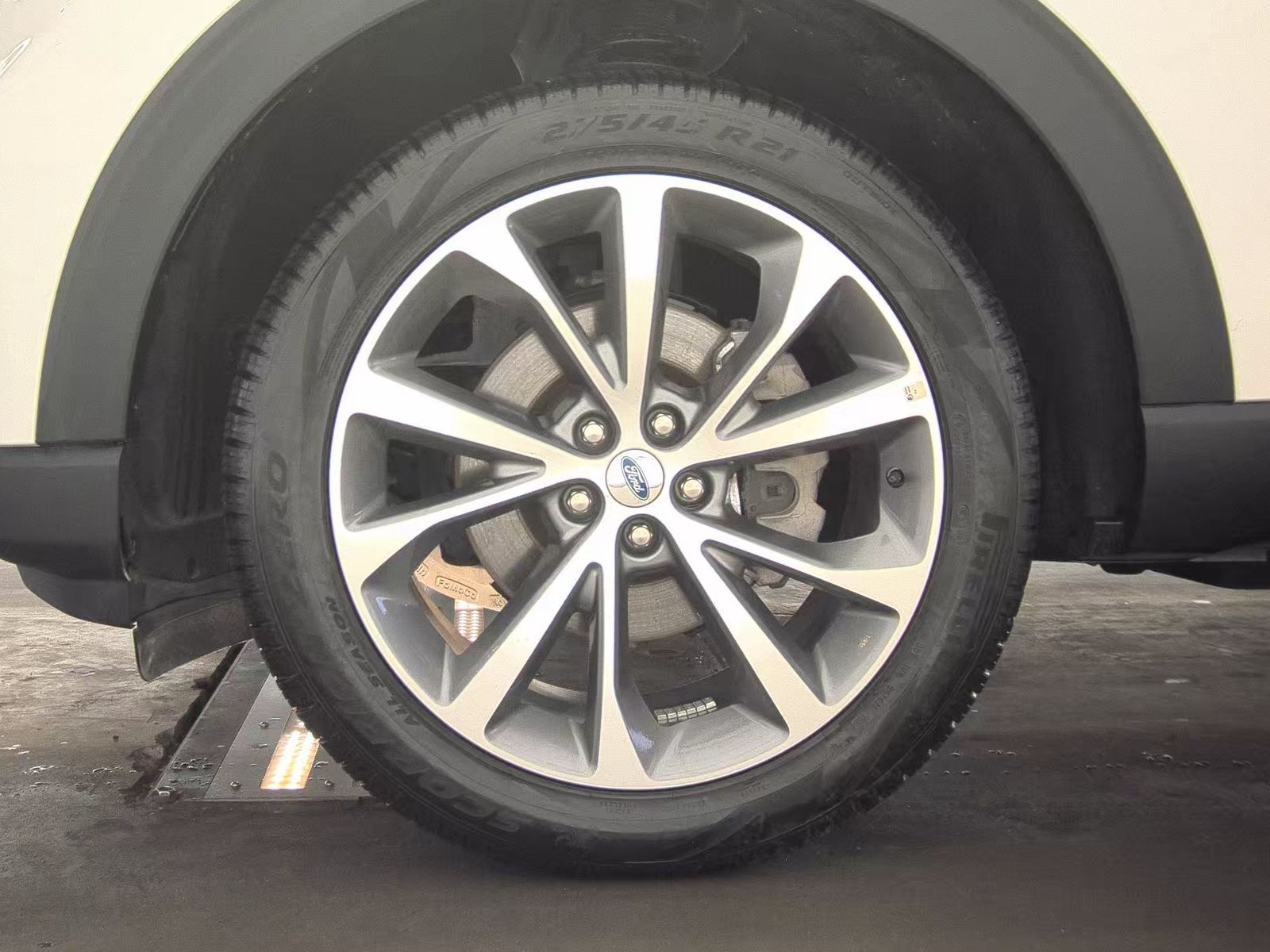 2025 Ford Explorer Platinum AWD