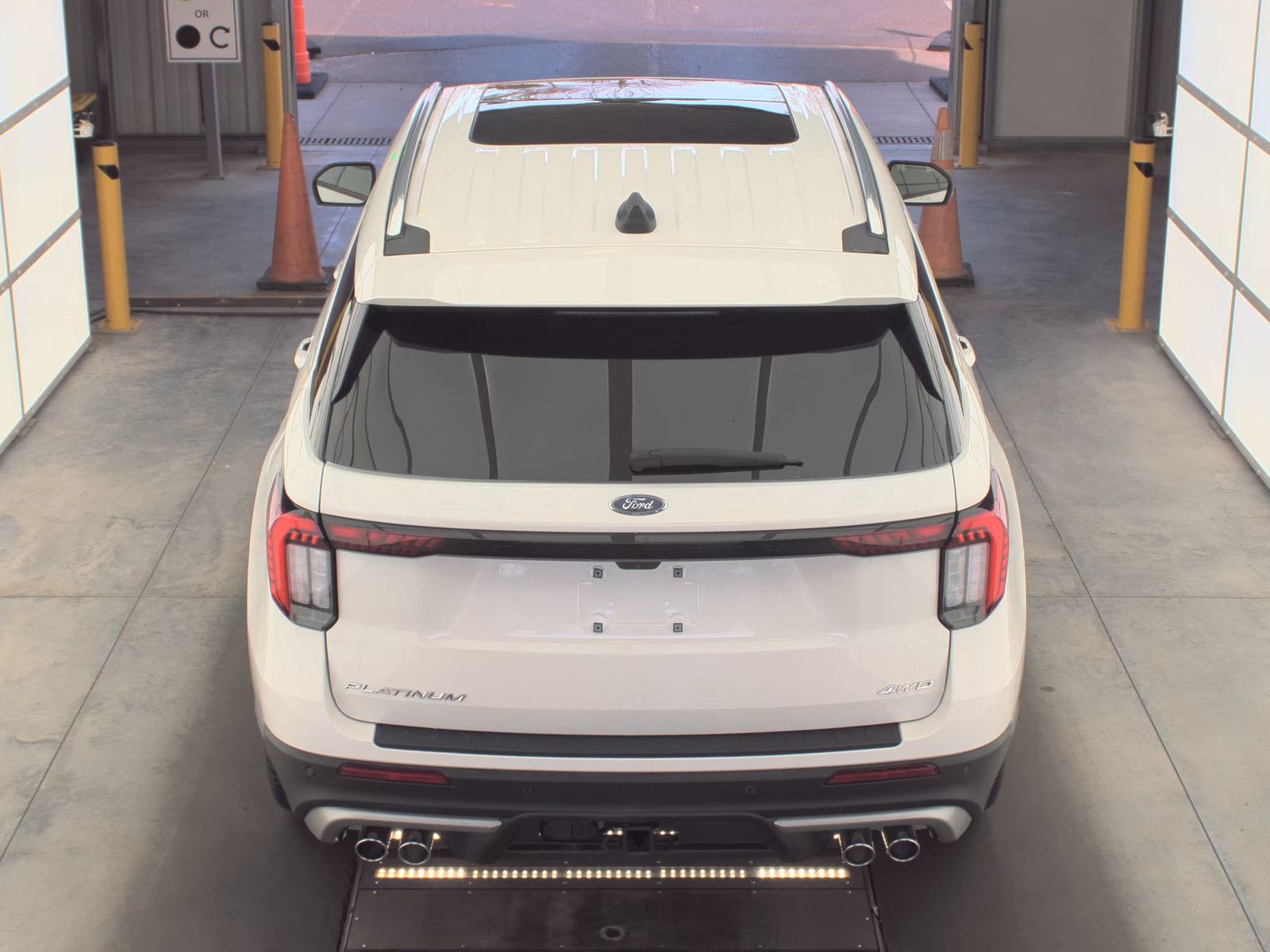 2025 Ford Explorer Platinum AWD