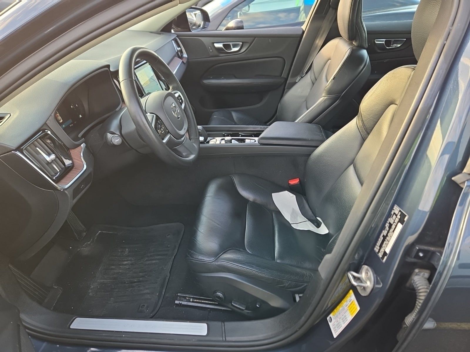 2023 Volvo S60 B5 Plus AWD