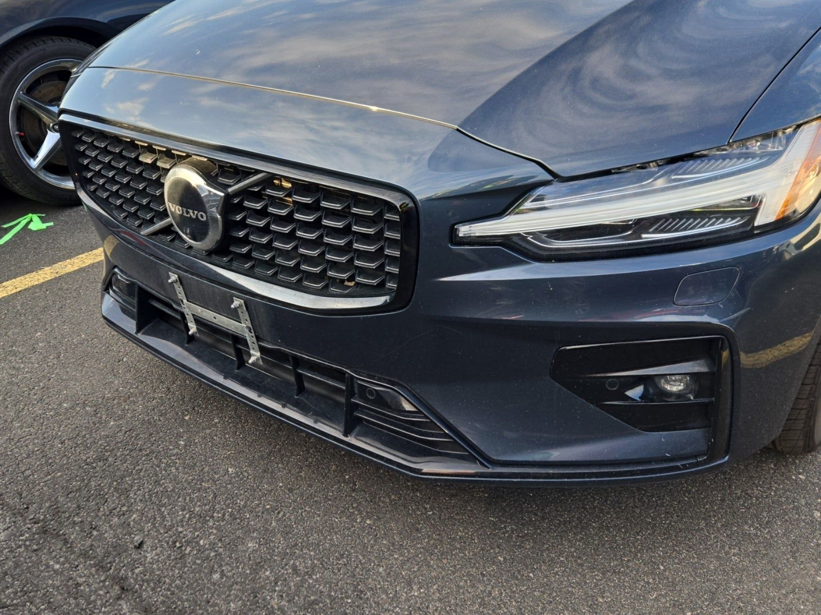 2023 Volvo S60 B5 Plus AWD