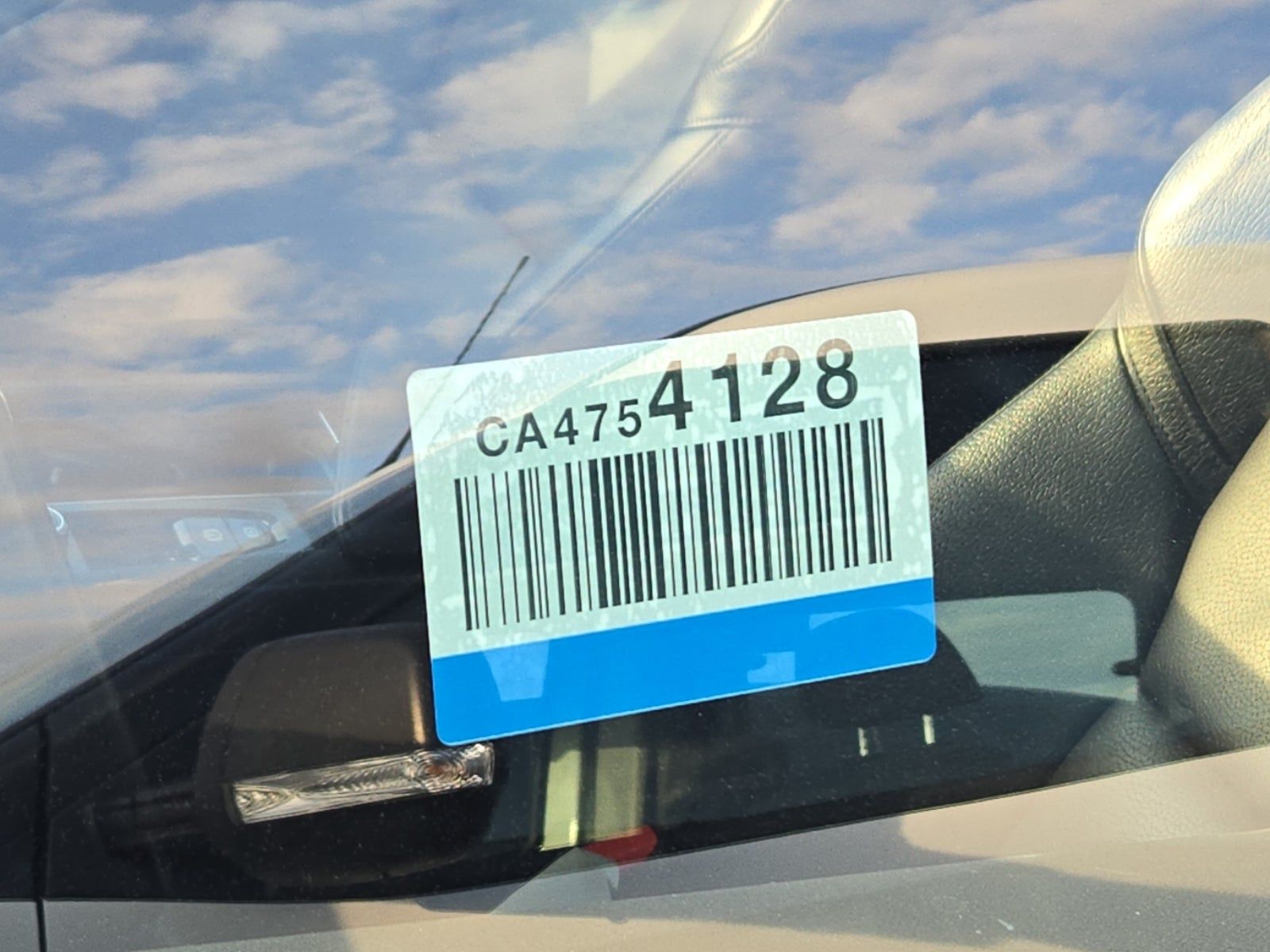 2023 Volvo S60 B5 Plus AWD