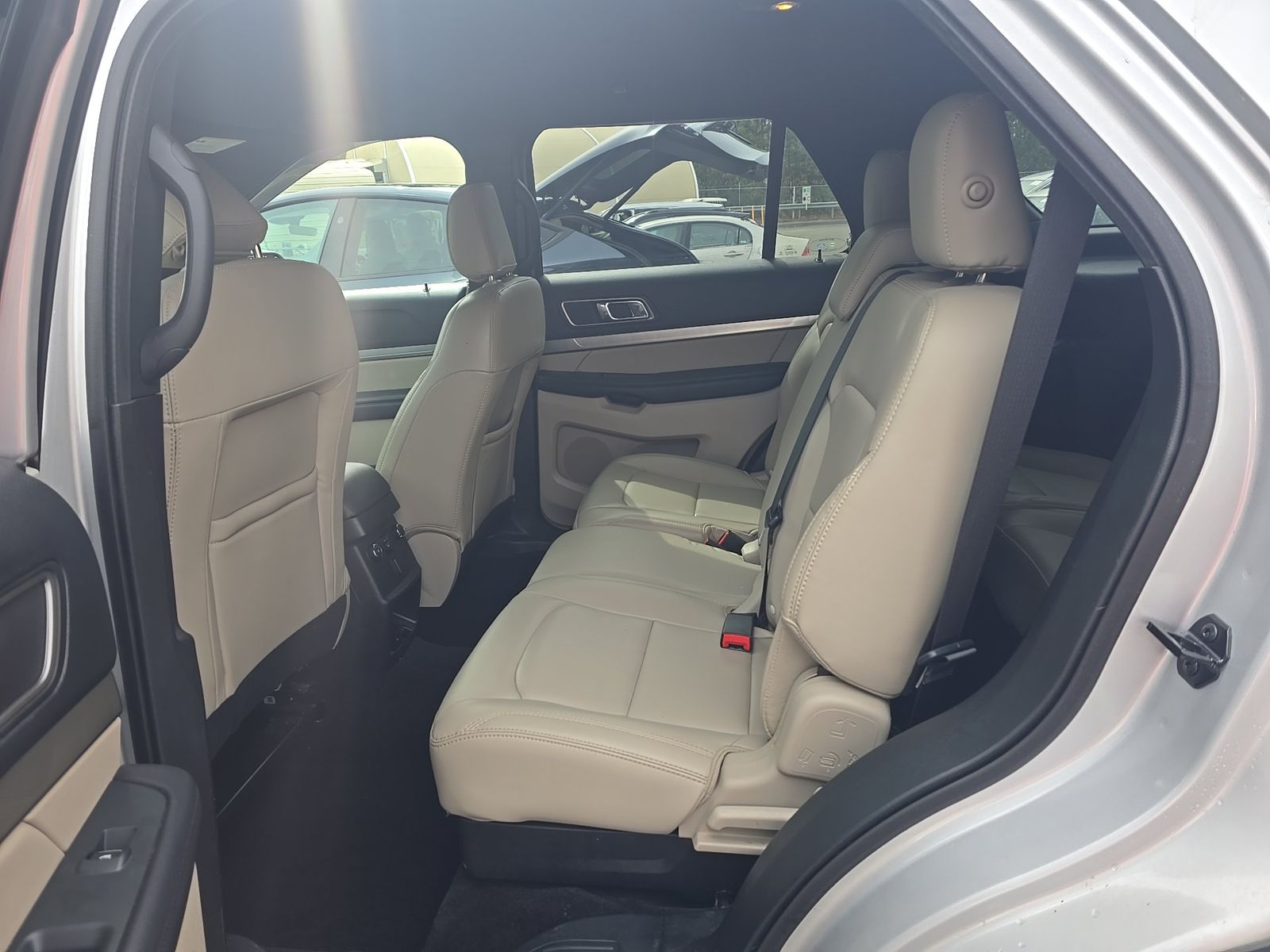 2019 Ford Explorer XLT FWD