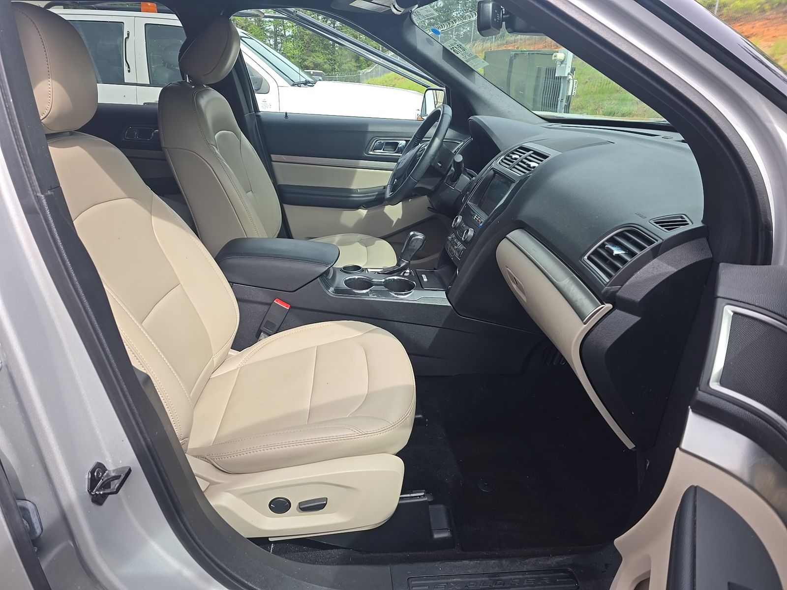 2019 Ford Explorer XLT FWD