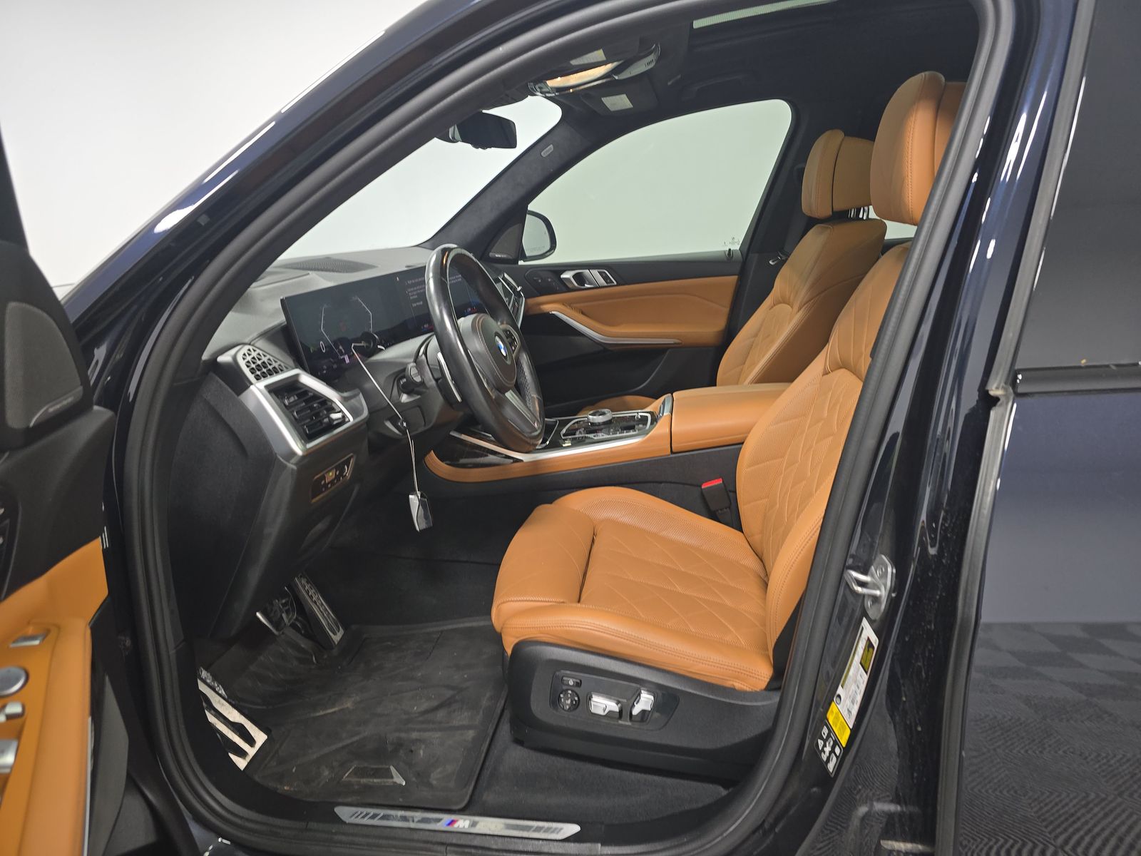 2023 BMW X7 xDrive40i AWD