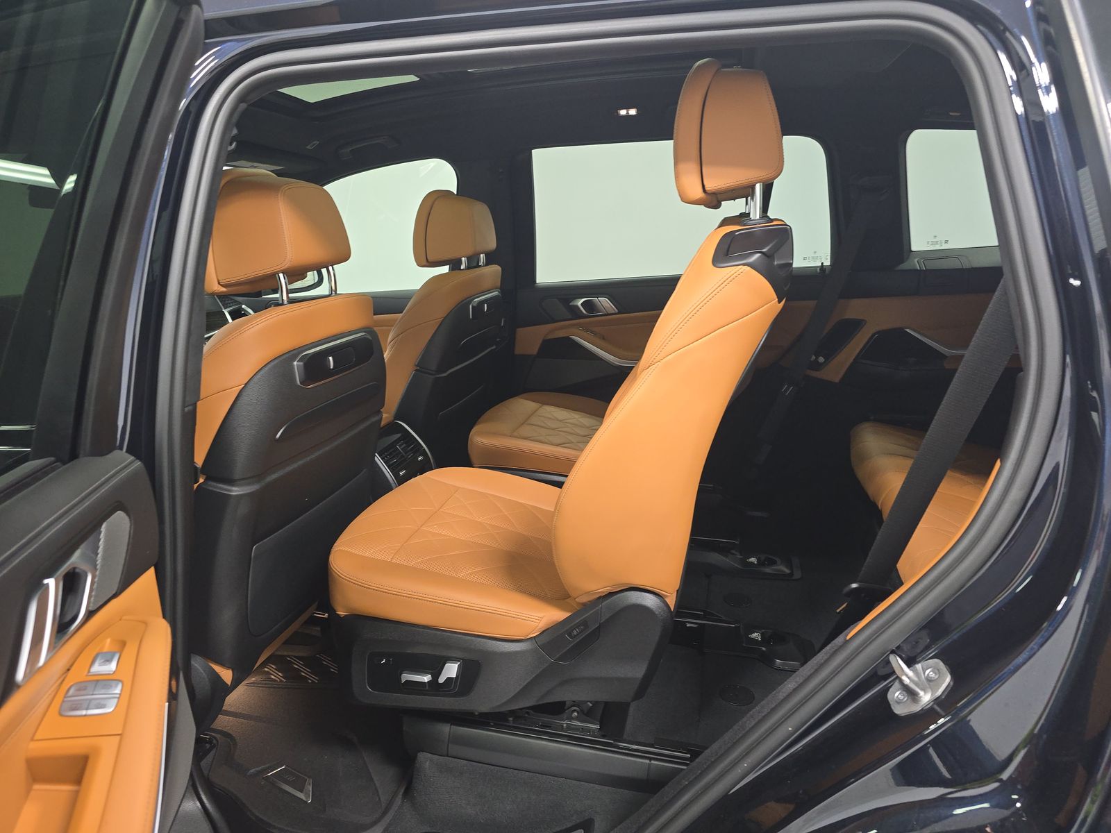 2023 BMW X7 xDrive40i AWD