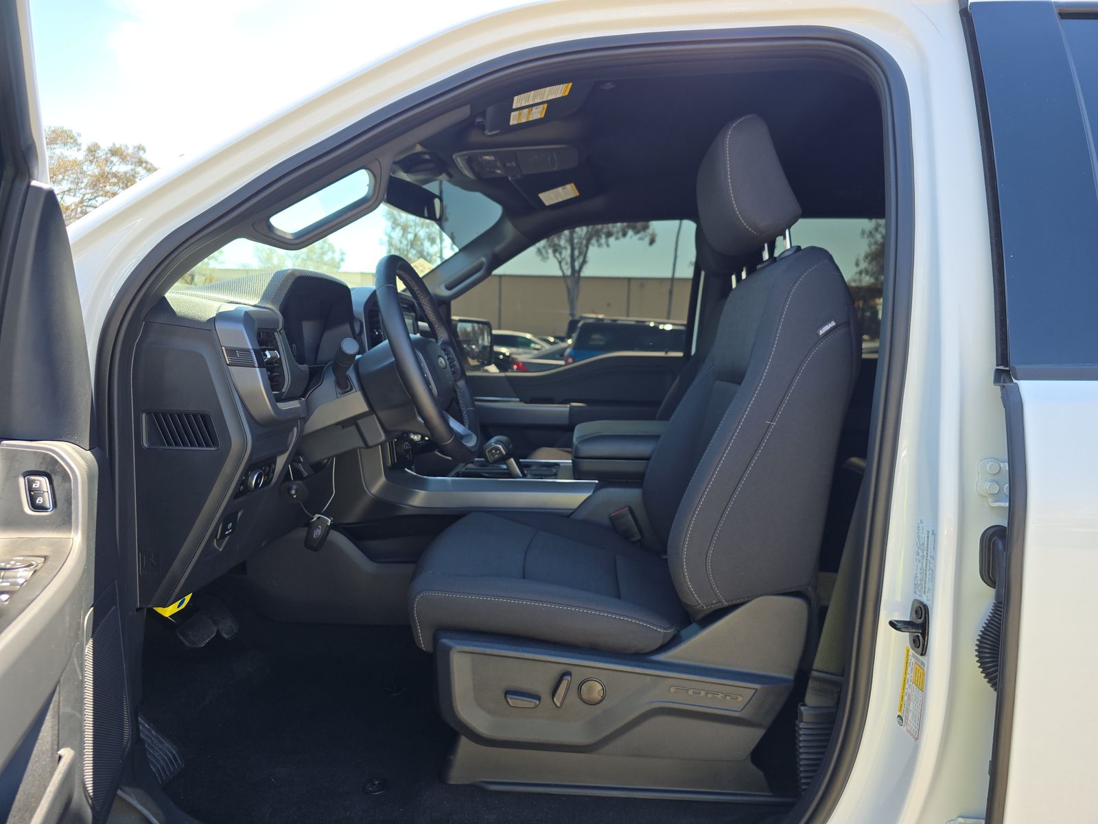 2025 Ford F-150 Hybrid XLT AWD