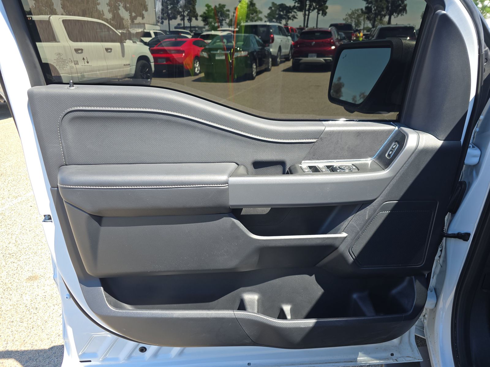 2025 Ford F-150 Hybrid XLT AWD