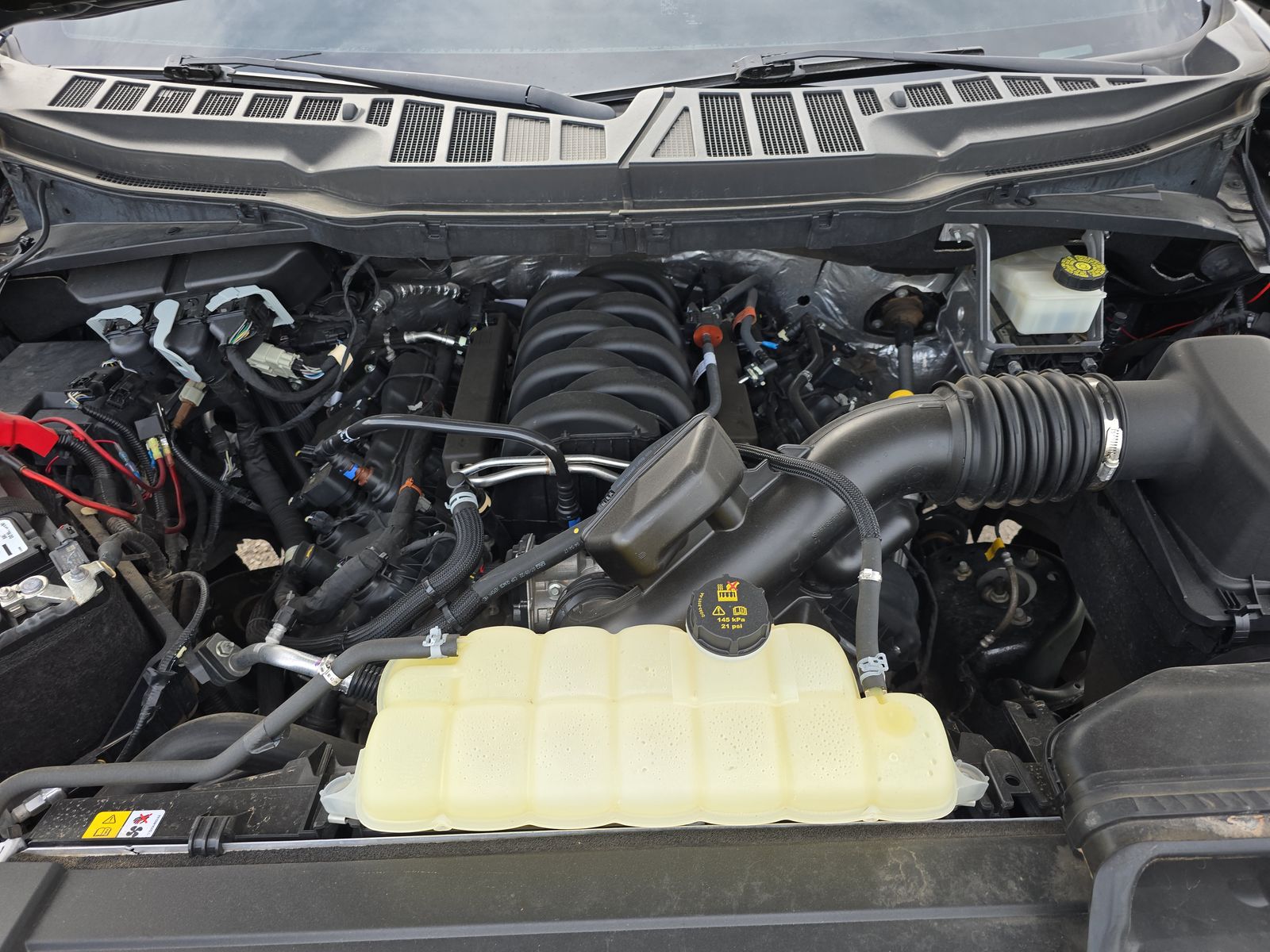 2022 Ford F-150 Lariat AWD