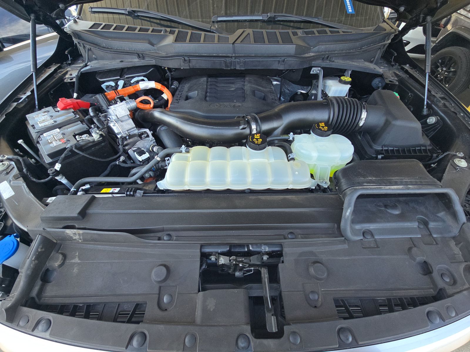 2023 Ford F-150 Hybrid Platinum AWD