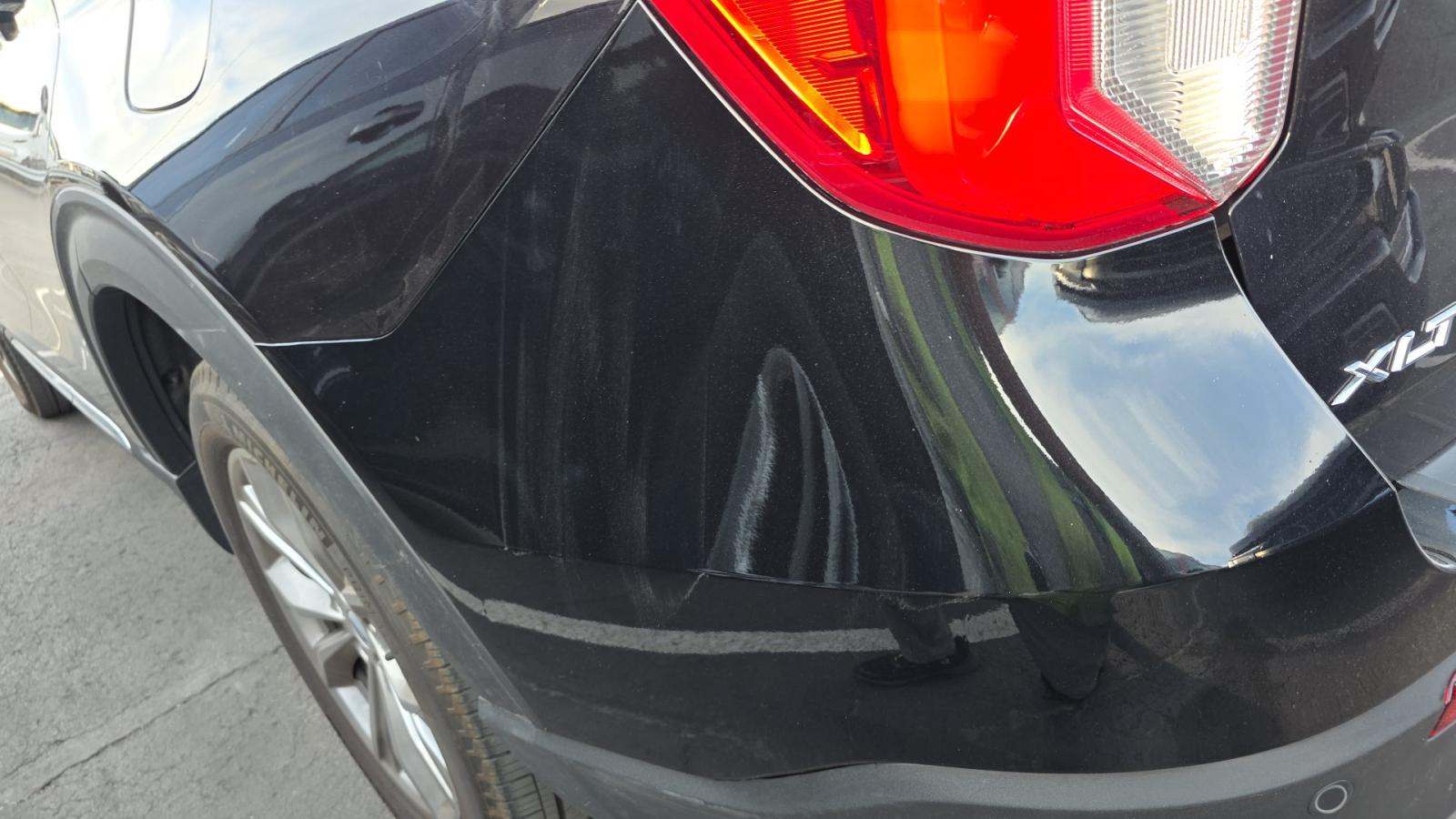 2023 Ford Explorer XLT AWD