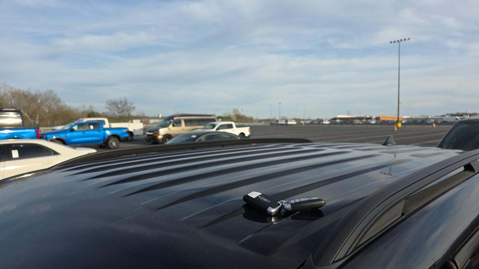 2023 Ford Explorer XLT AWD