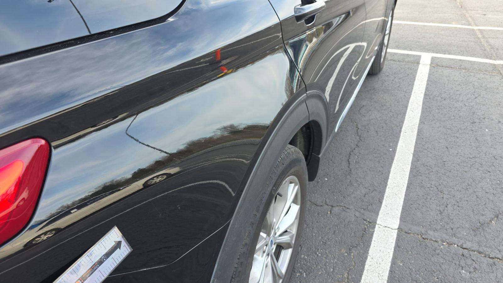 2023 Ford Explorer XLT AWD