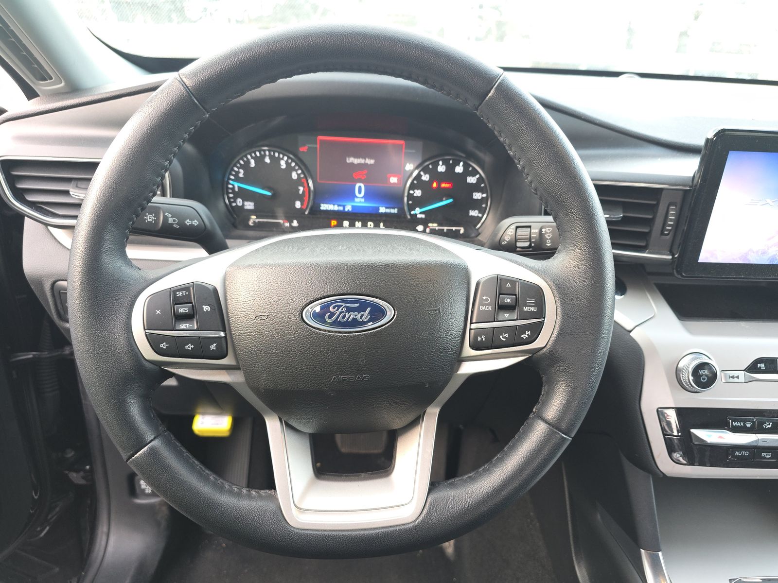 2023 Ford Explorer XLT AWD