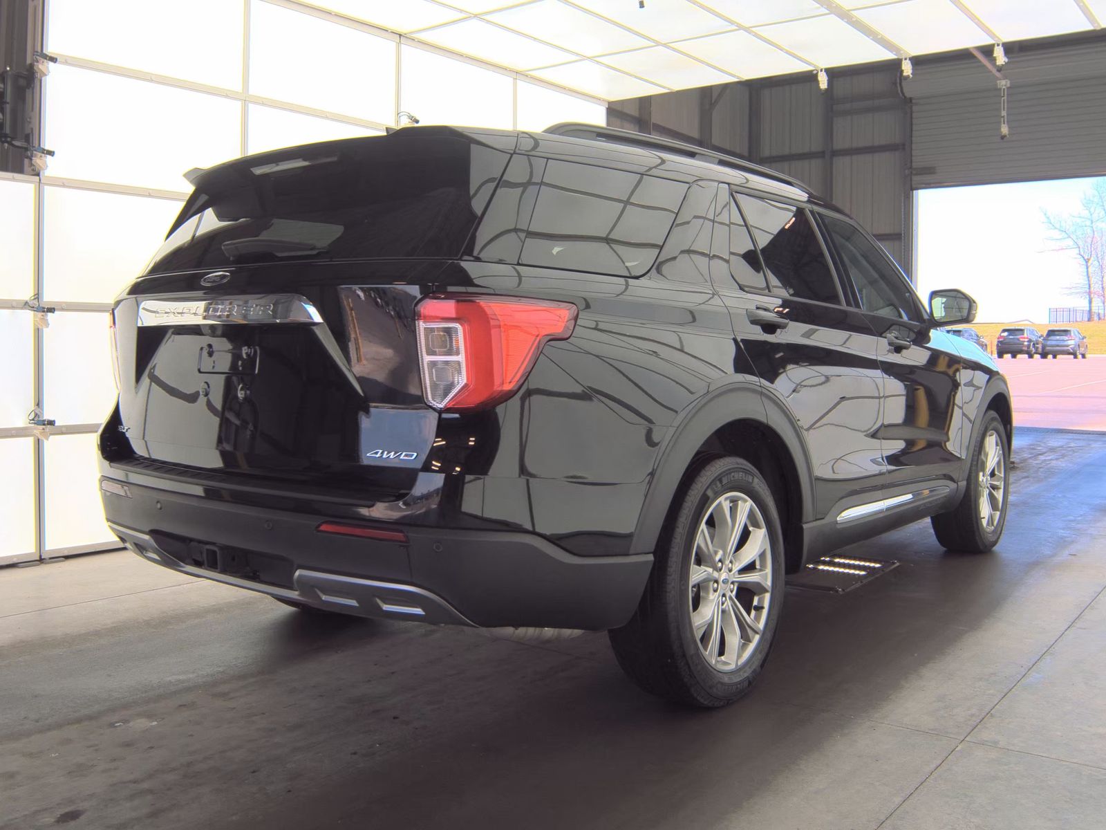 2023 Ford Explorer XLT AWD