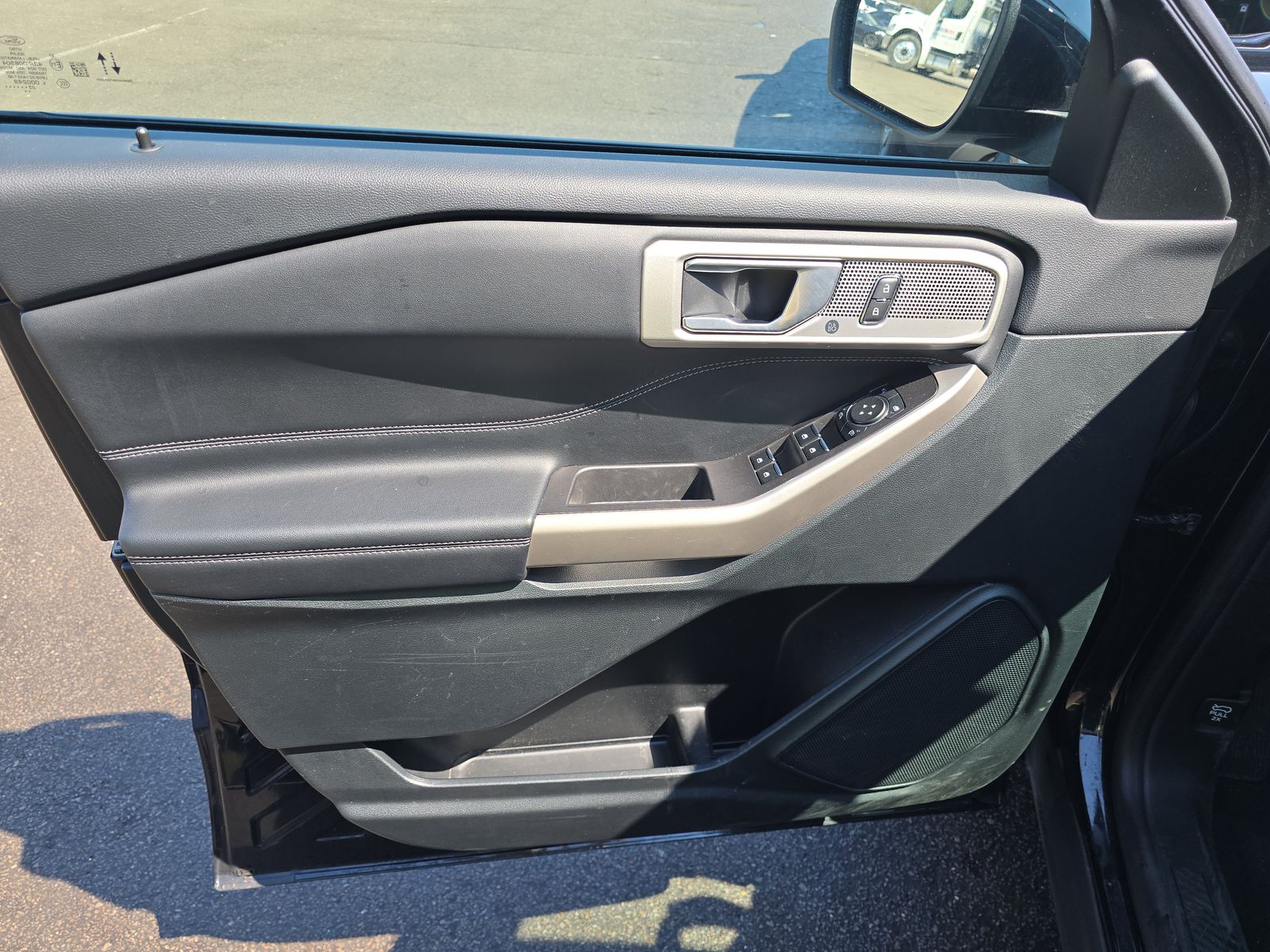 2023 Ford Explorer XLT AWD