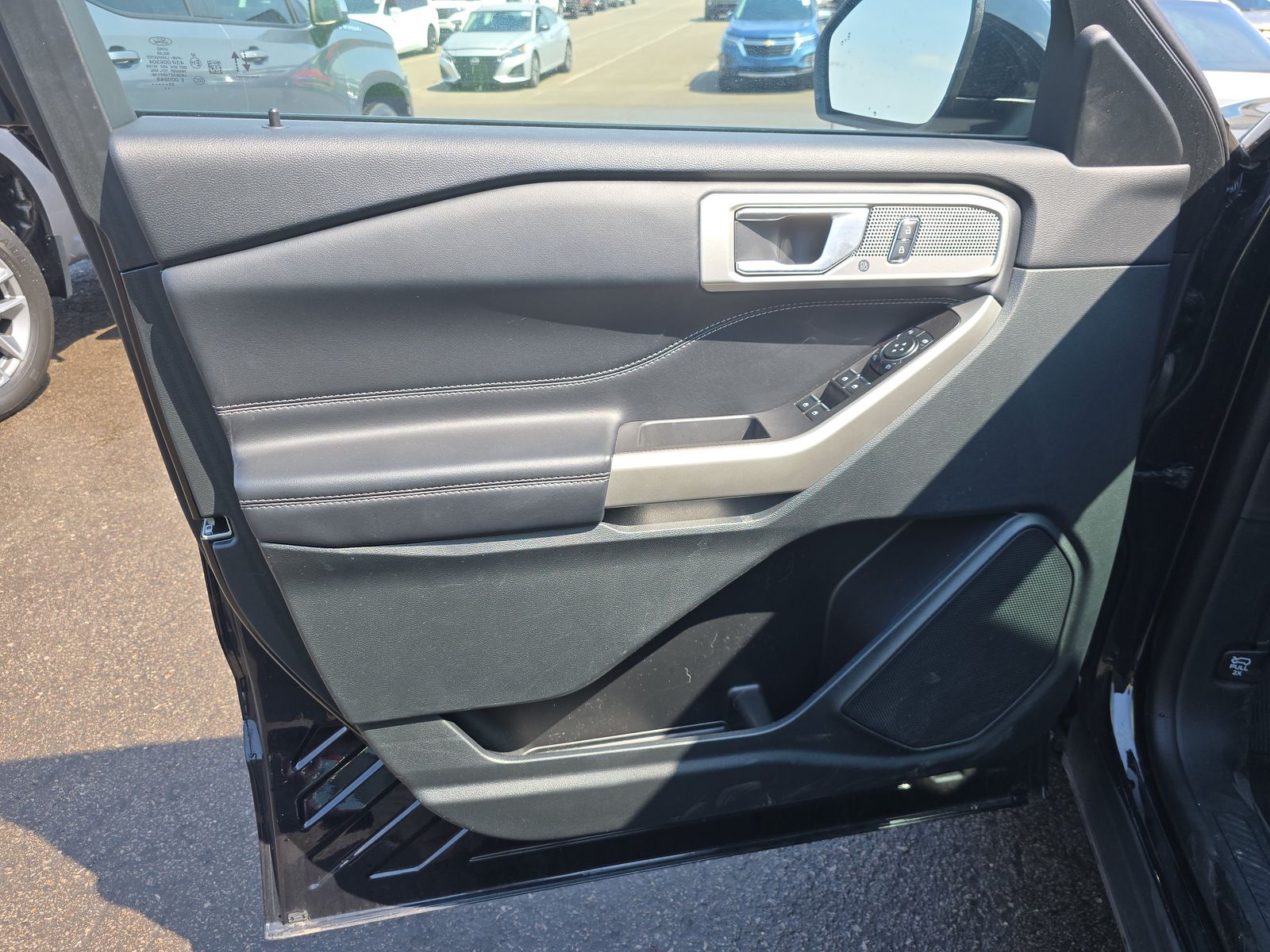 2023 Ford Explorer XLT AWD