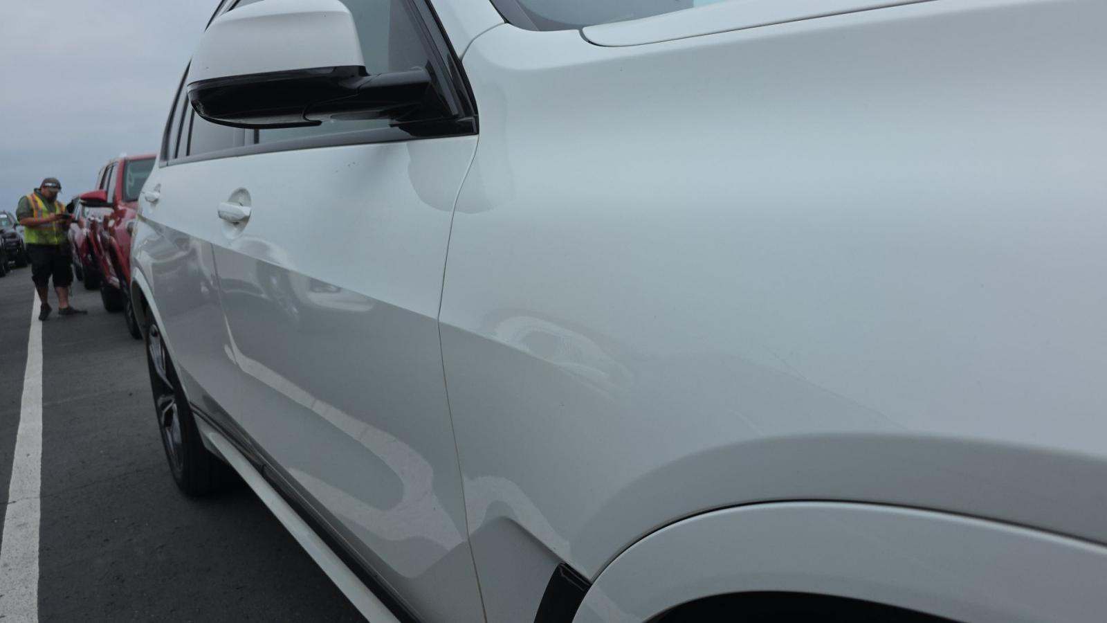 2023 BMW X7 xDrive40i AWD