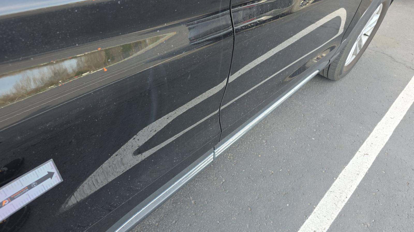 2023 Ford Explorer XLT AWD