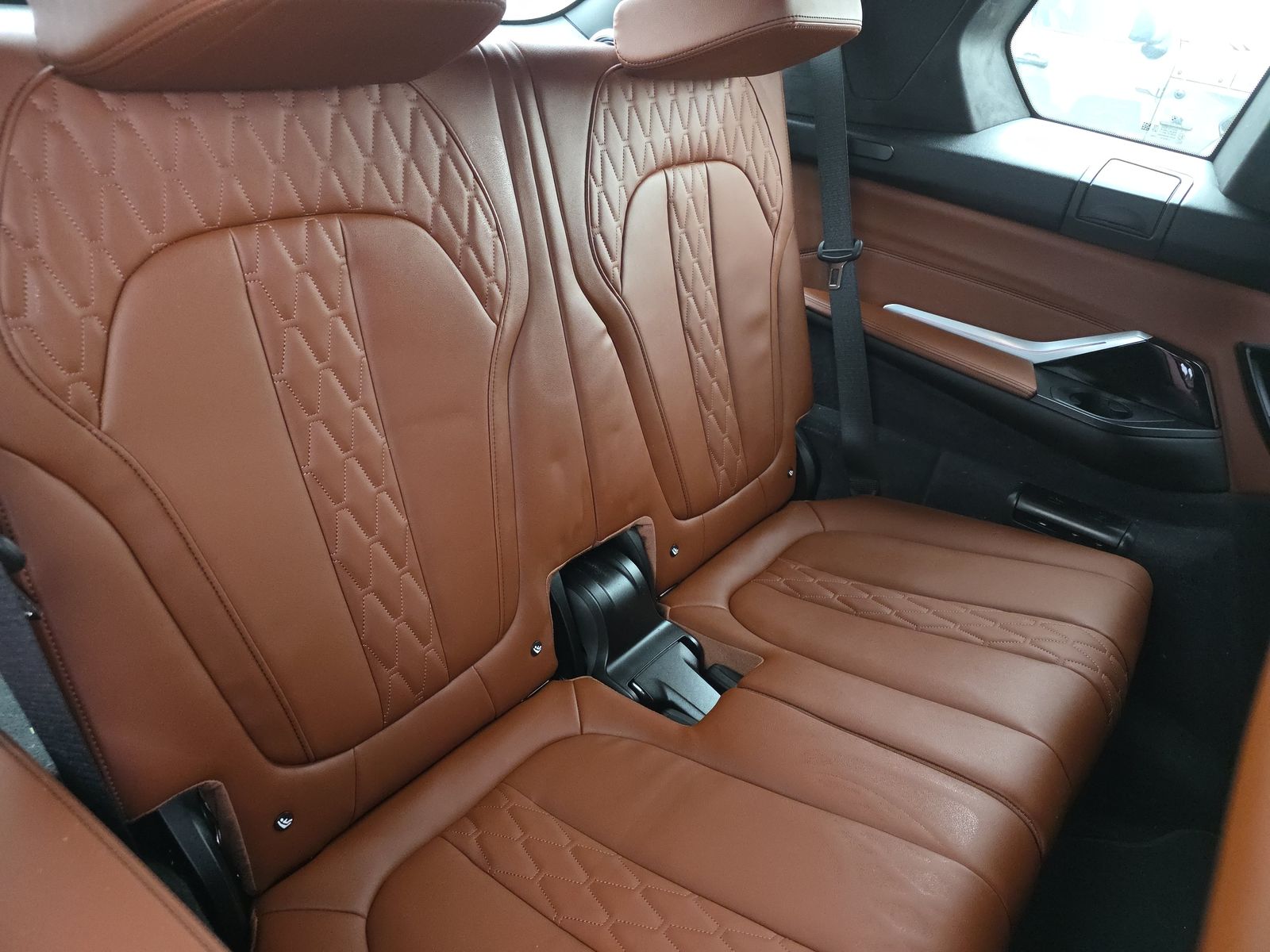 2023 BMW X7 xDrive40i AWD