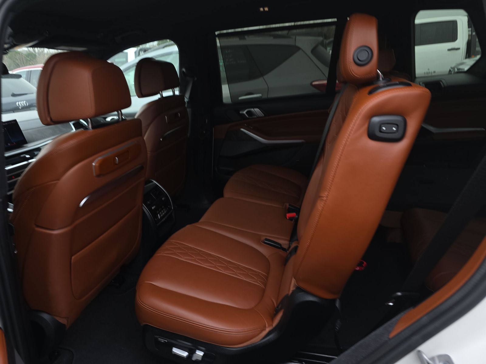 2023 BMW X7 xDrive40i AWD