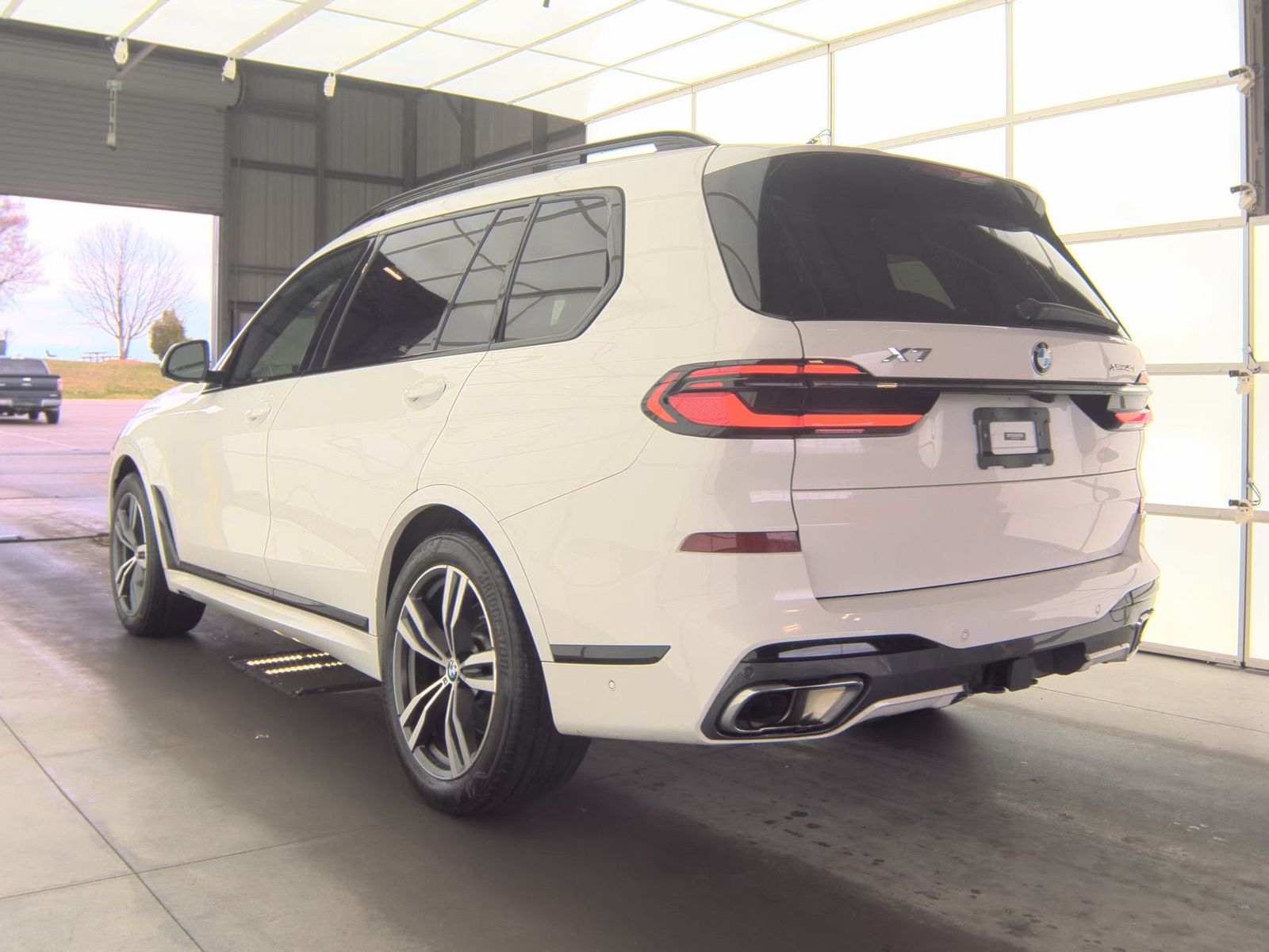 2023 BMW X7 xDrive40i AWD