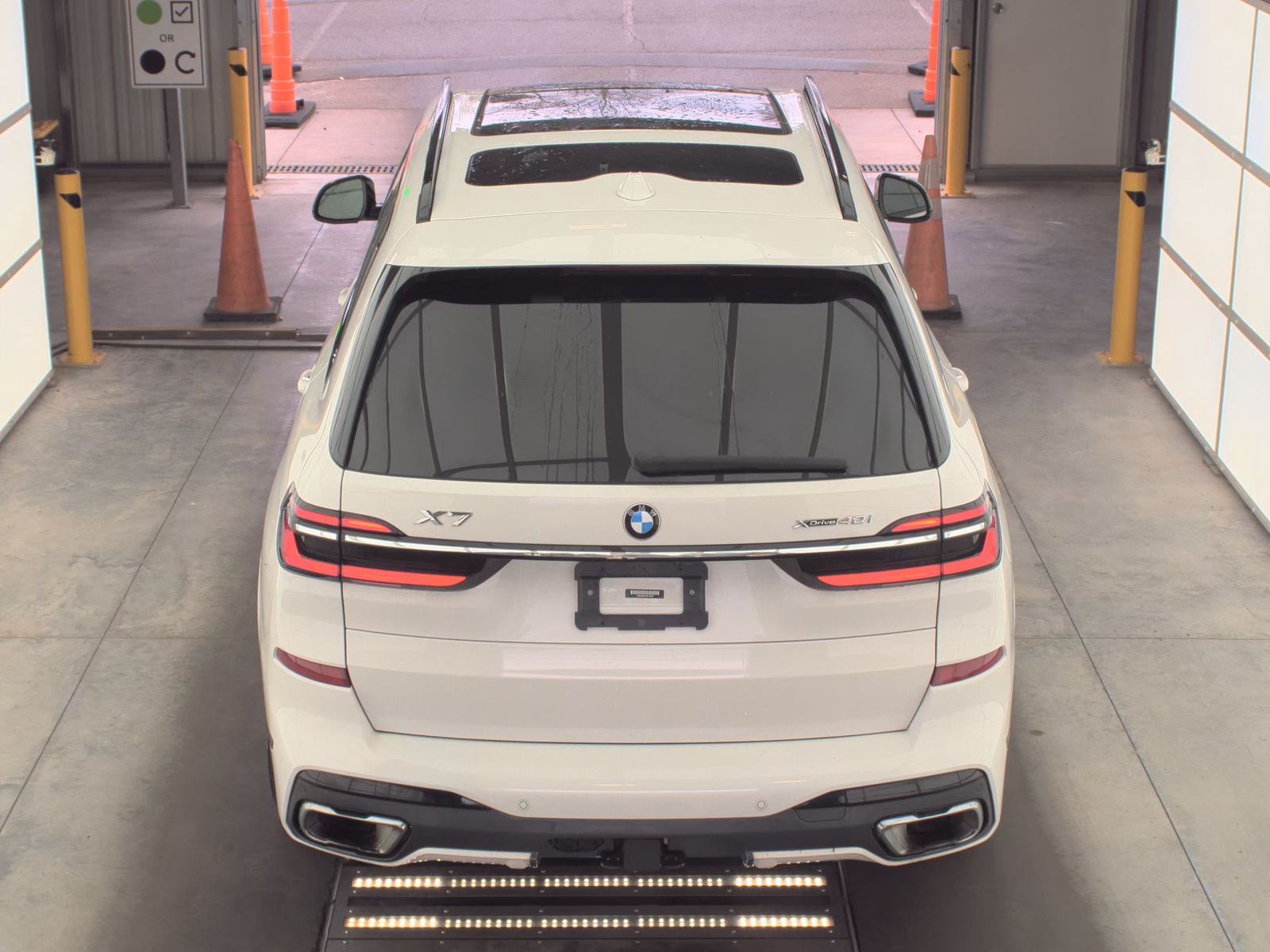 2023 BMW X7 xDrive40i AWD