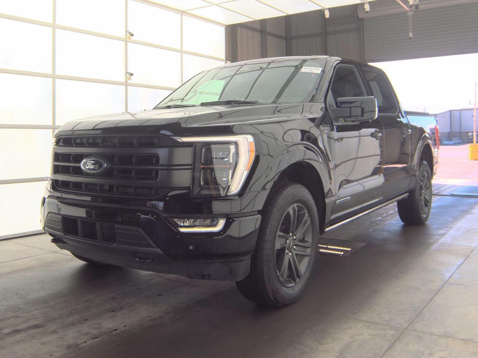 2023 Ford F-150 Hybrid Lariat AWD