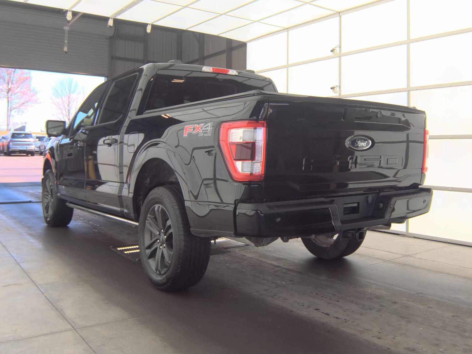 2023 Ford F-150 Hybrid Lariat AWD