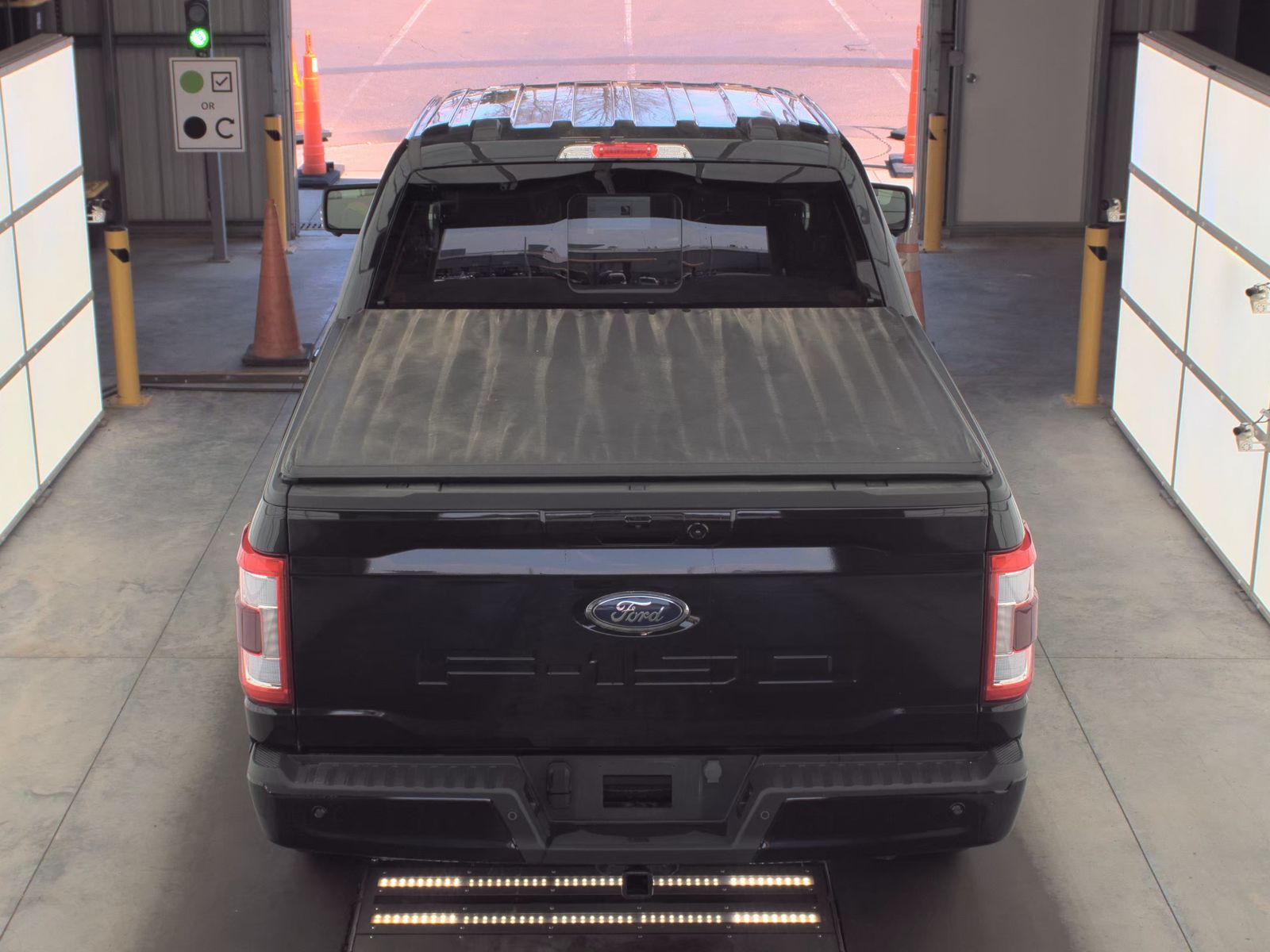 2023 Ford F-150 Hybrid Lariat AWD