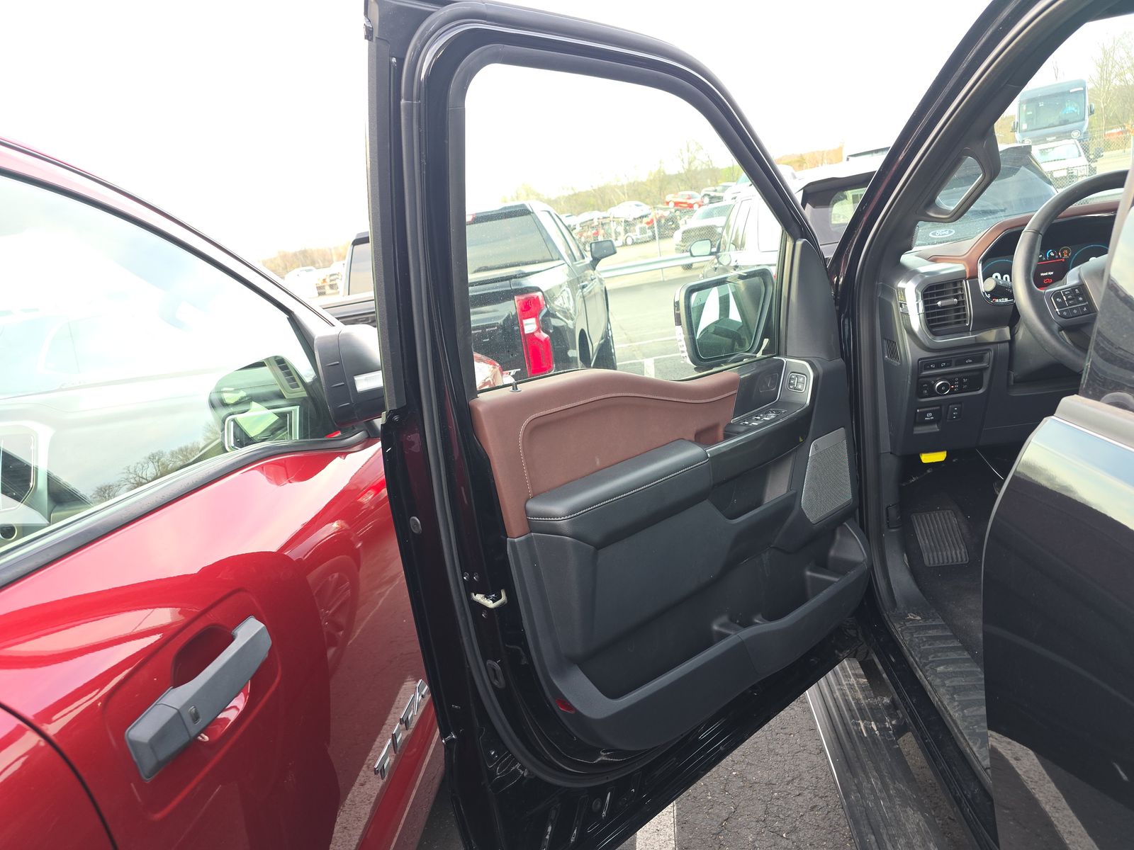 2023 Ford F-150 Hybrid Lariat AWD