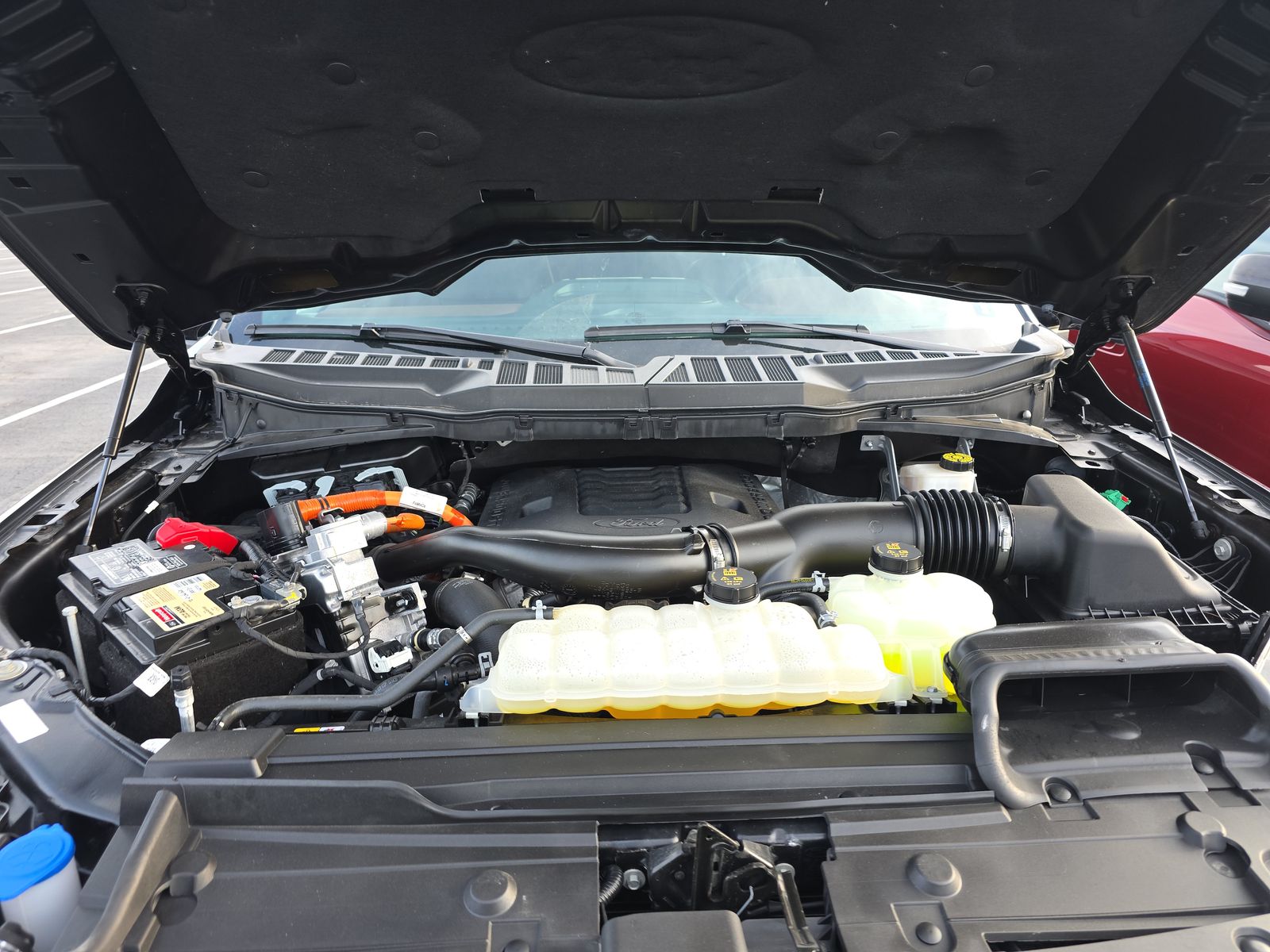 2023 Ford F-150 Hybrid Lariat AWD