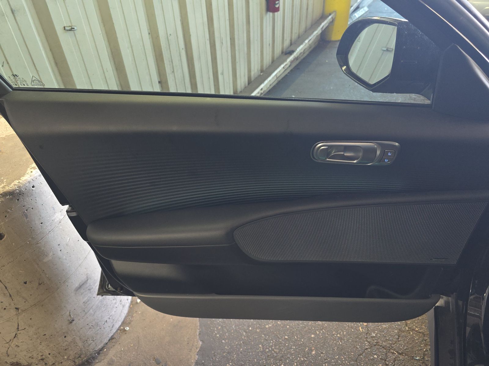 HYUNDAI LIMITED - 10